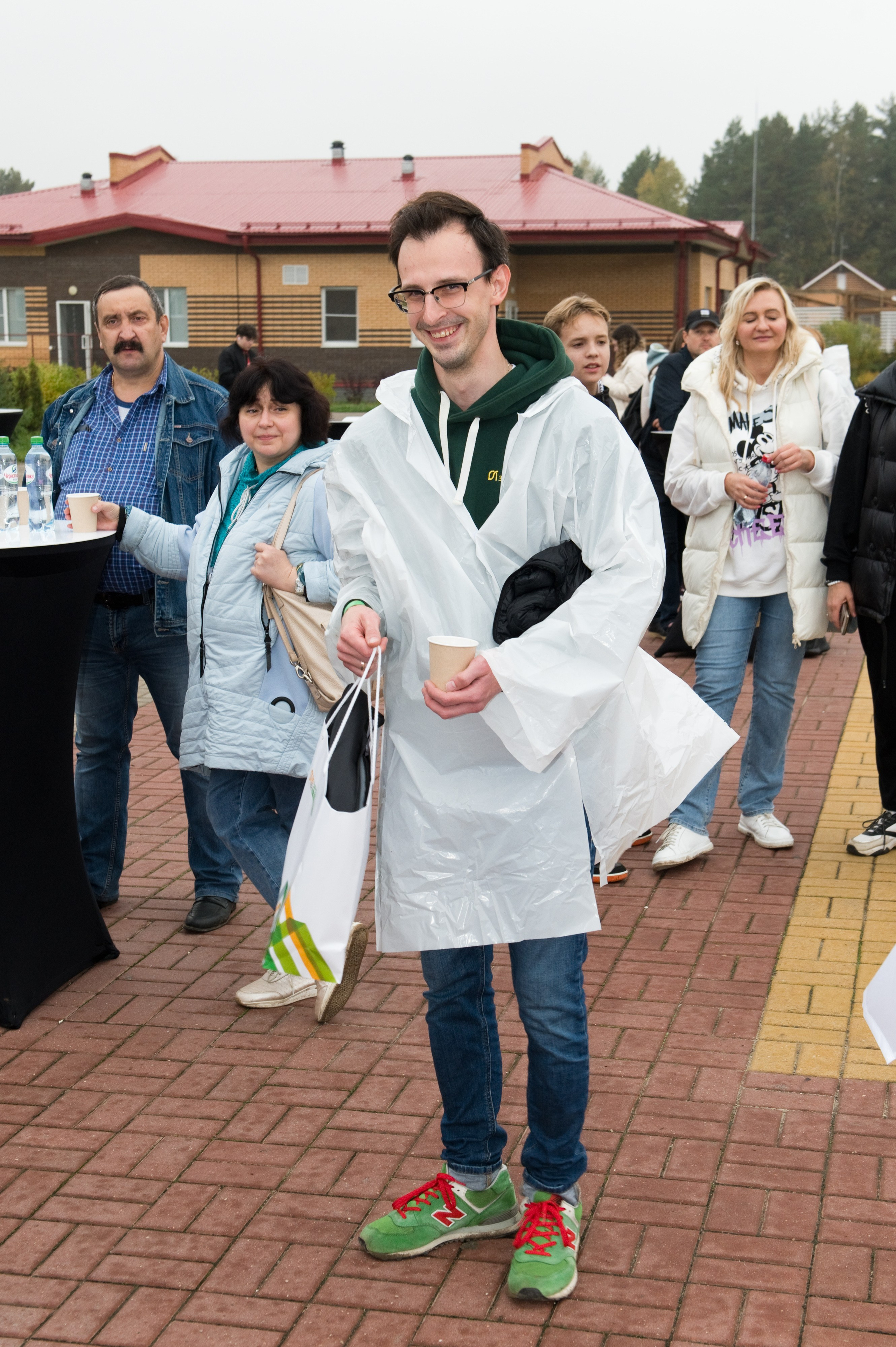 Посадка деревьев в рамках акции Зарубежнефть. Репортажный фотограф и видеограф Слава Думчев. Тимбилдинги, отчетники, корпоративы