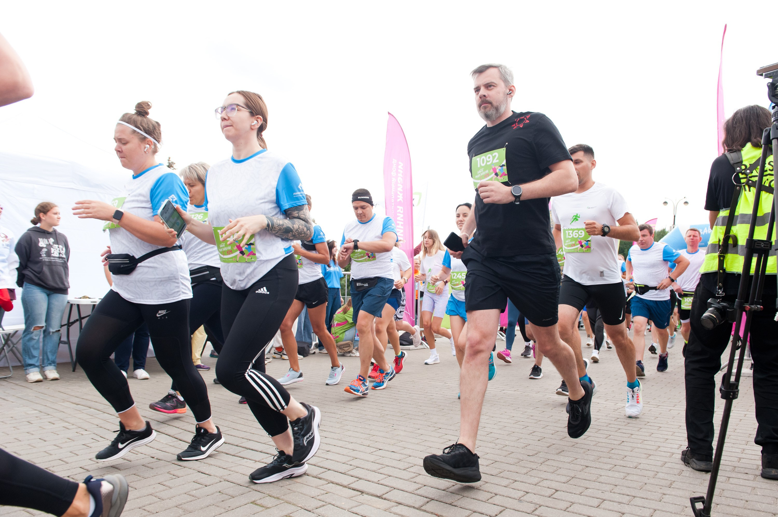 Корпоративное. Забег X5 Retail Group. Репортажный фотограф и видеограф Слава Думчев. Тимбилдинги, отчетники, корпоративы
