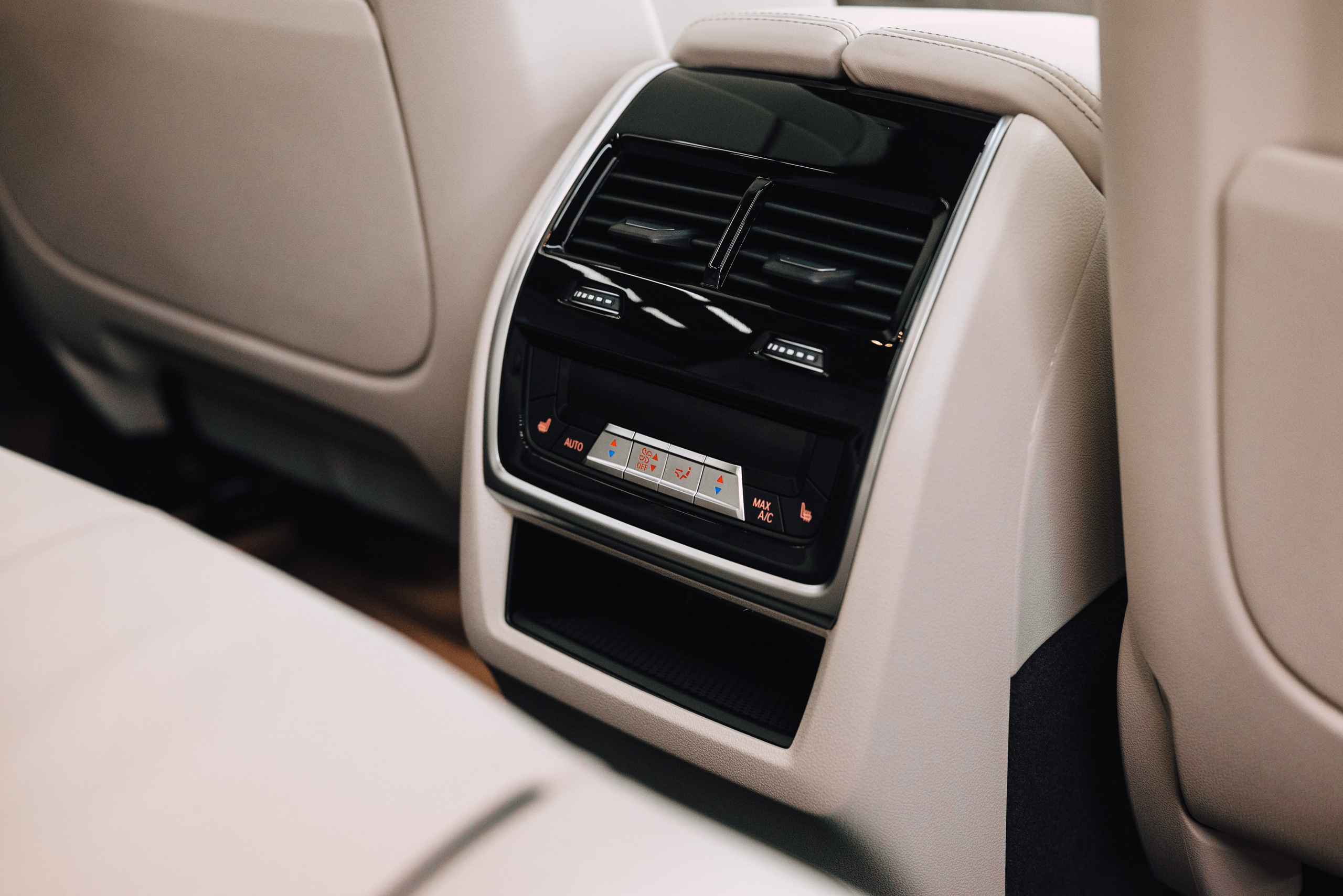 BMW X5 40I. DeLorein