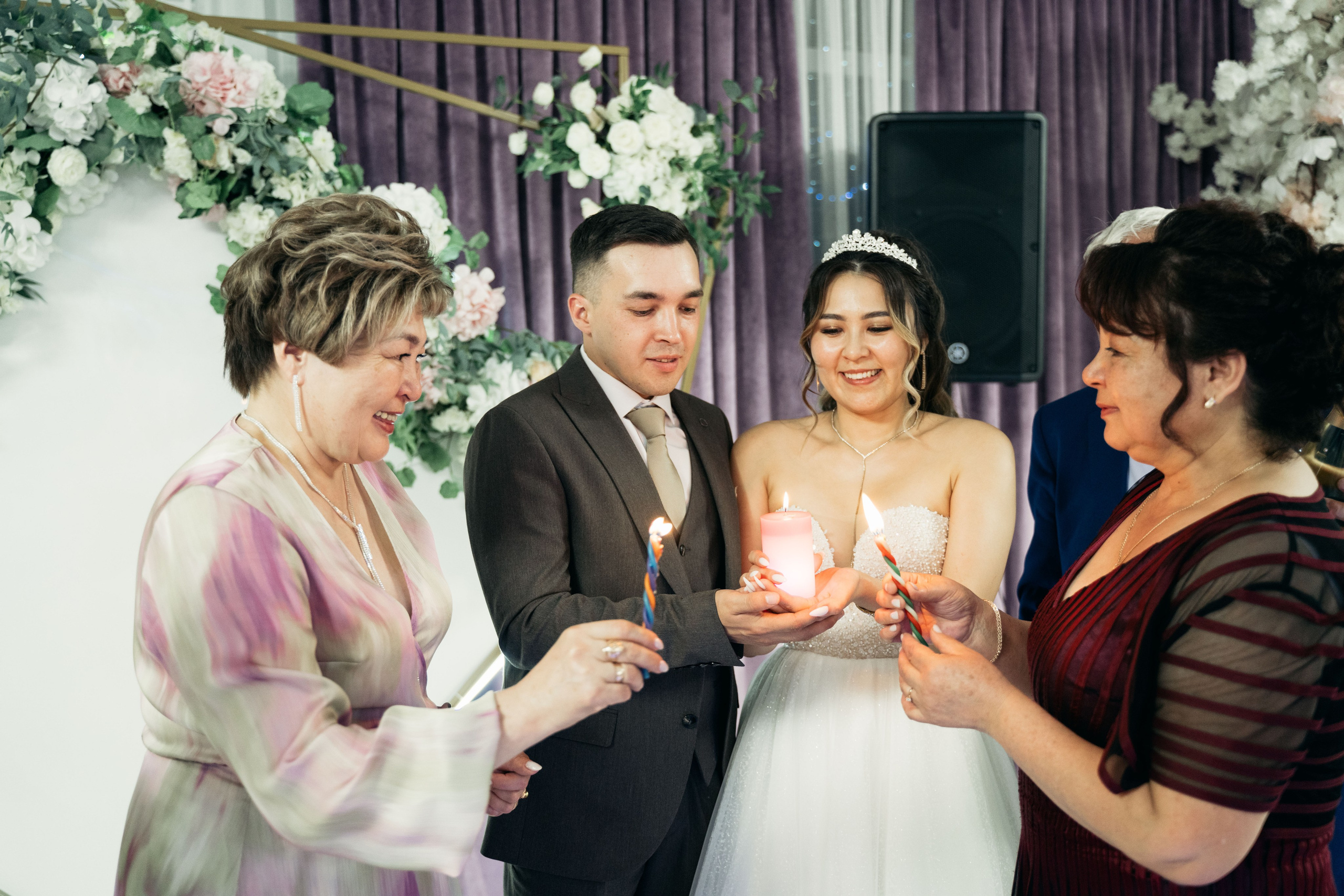 Ильнур и Динара. Свадебный день. Отбор. Кафе Ля делис. Семейный и свадебный фотограф Молодзяновская Елена