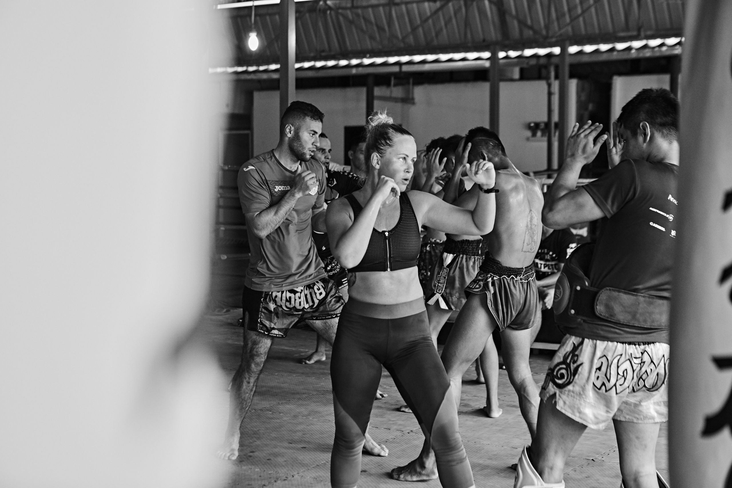 Тренировка в школе тайского бокса Samui Muay Thai (Тайланд, о.Самуи). Анастасия Зобнинá — фотограф в Санкт-Петербурге/СПб