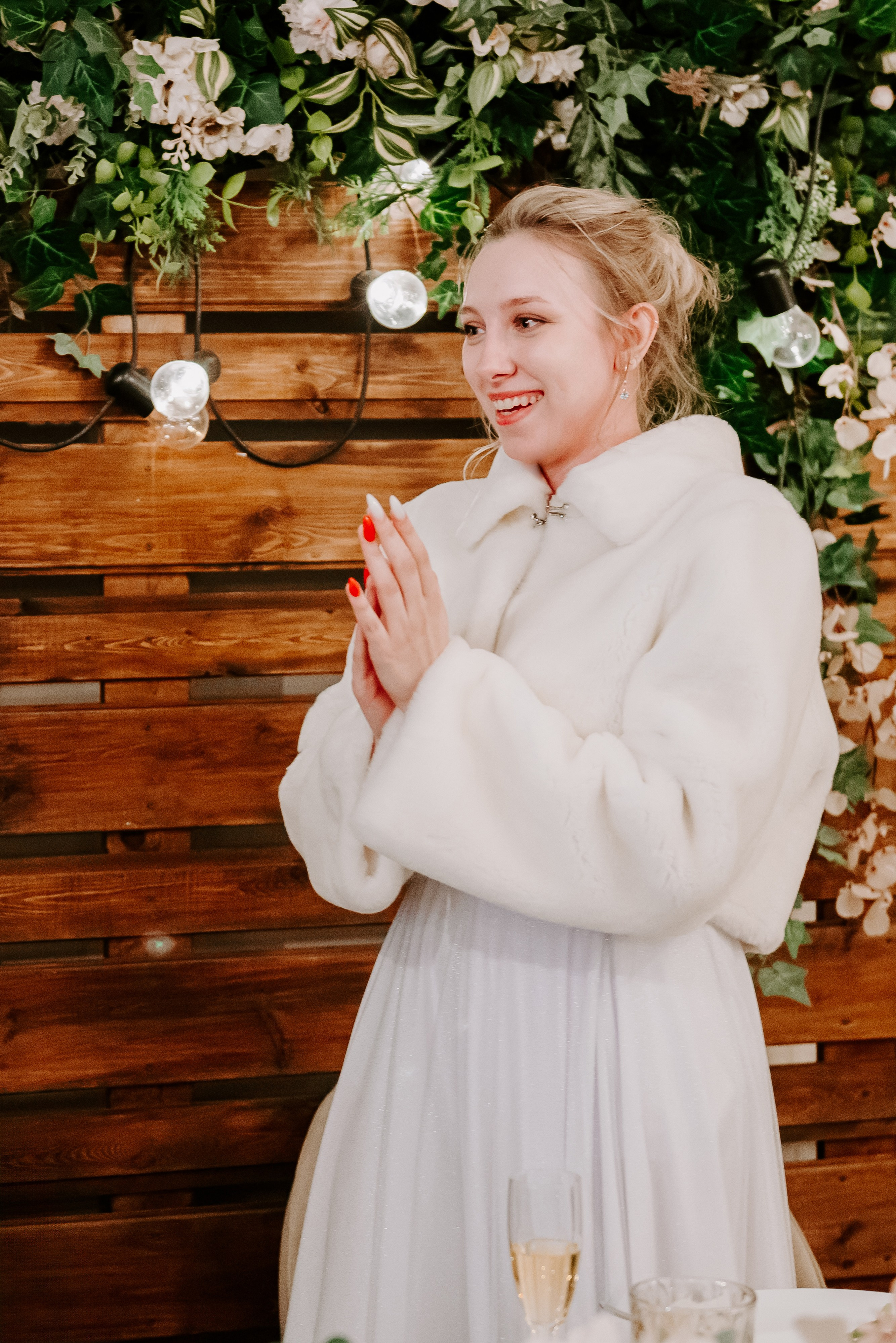 Свадебная фотосессия в музыкальном театре в г. Кемерово