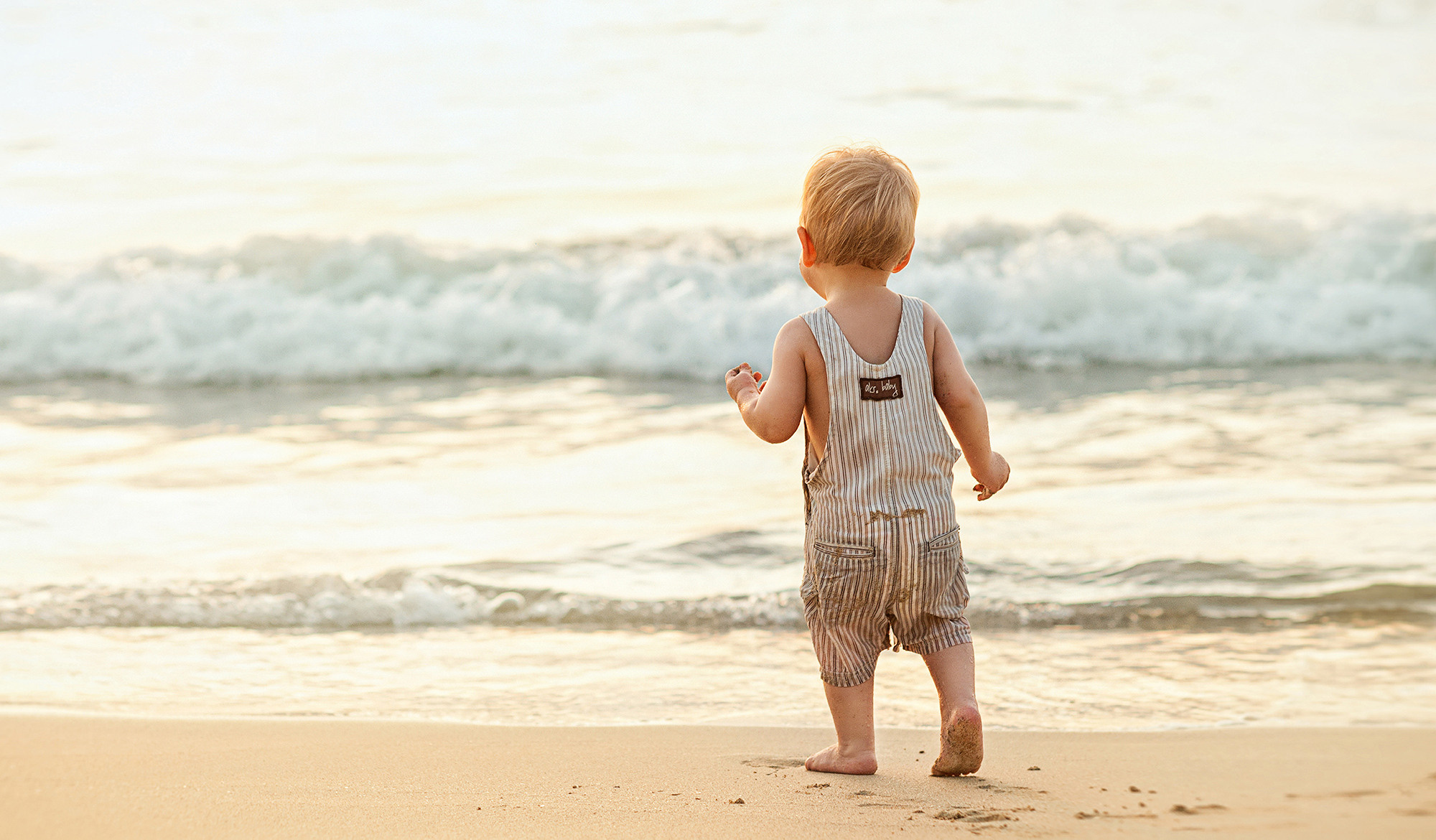 Фотосессия на берегу моря в Крыму и в г. Севастополе.  Детский и семейный фотограф в Крыму