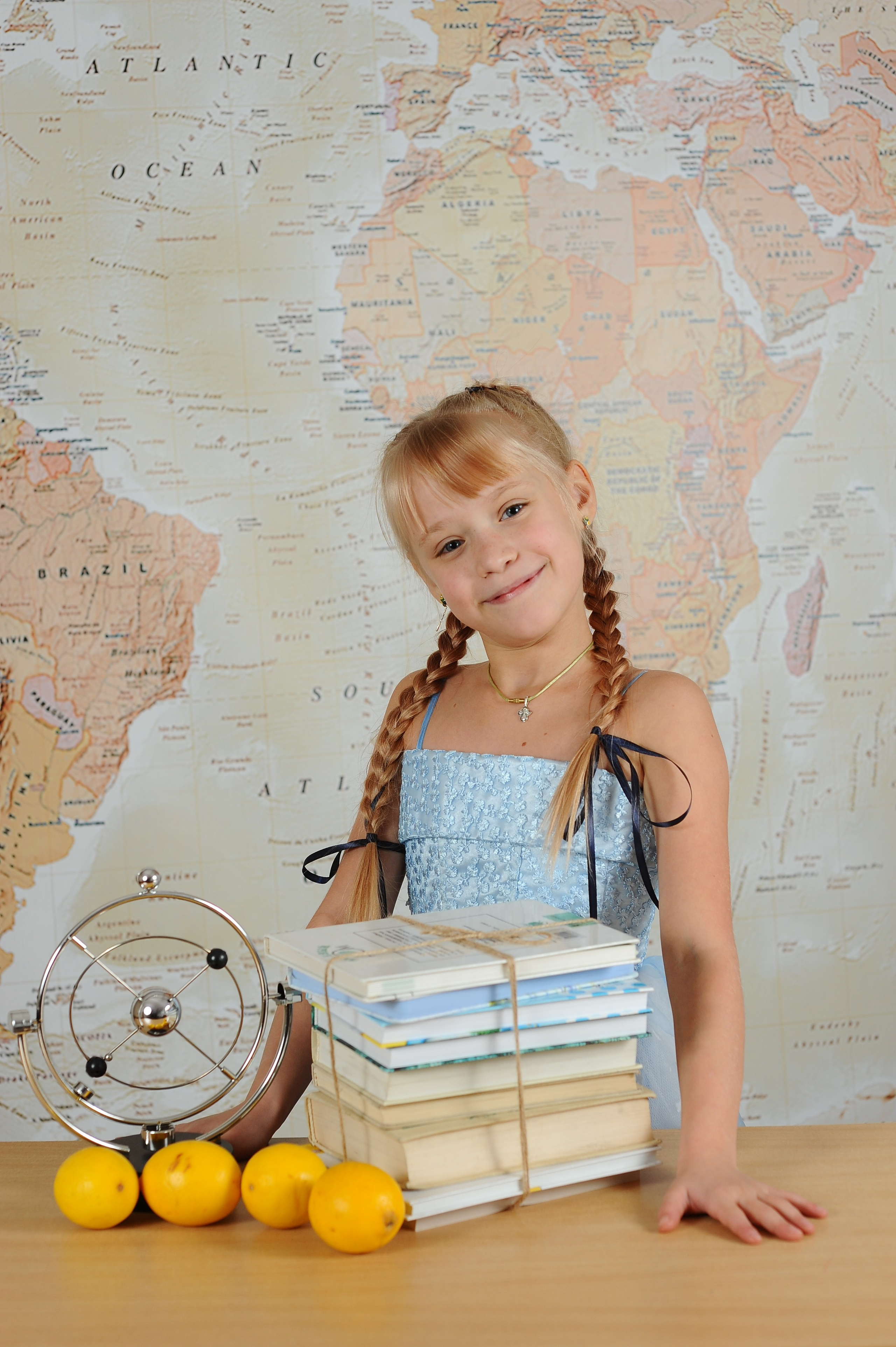 4 класс для альбома. Детский портрет