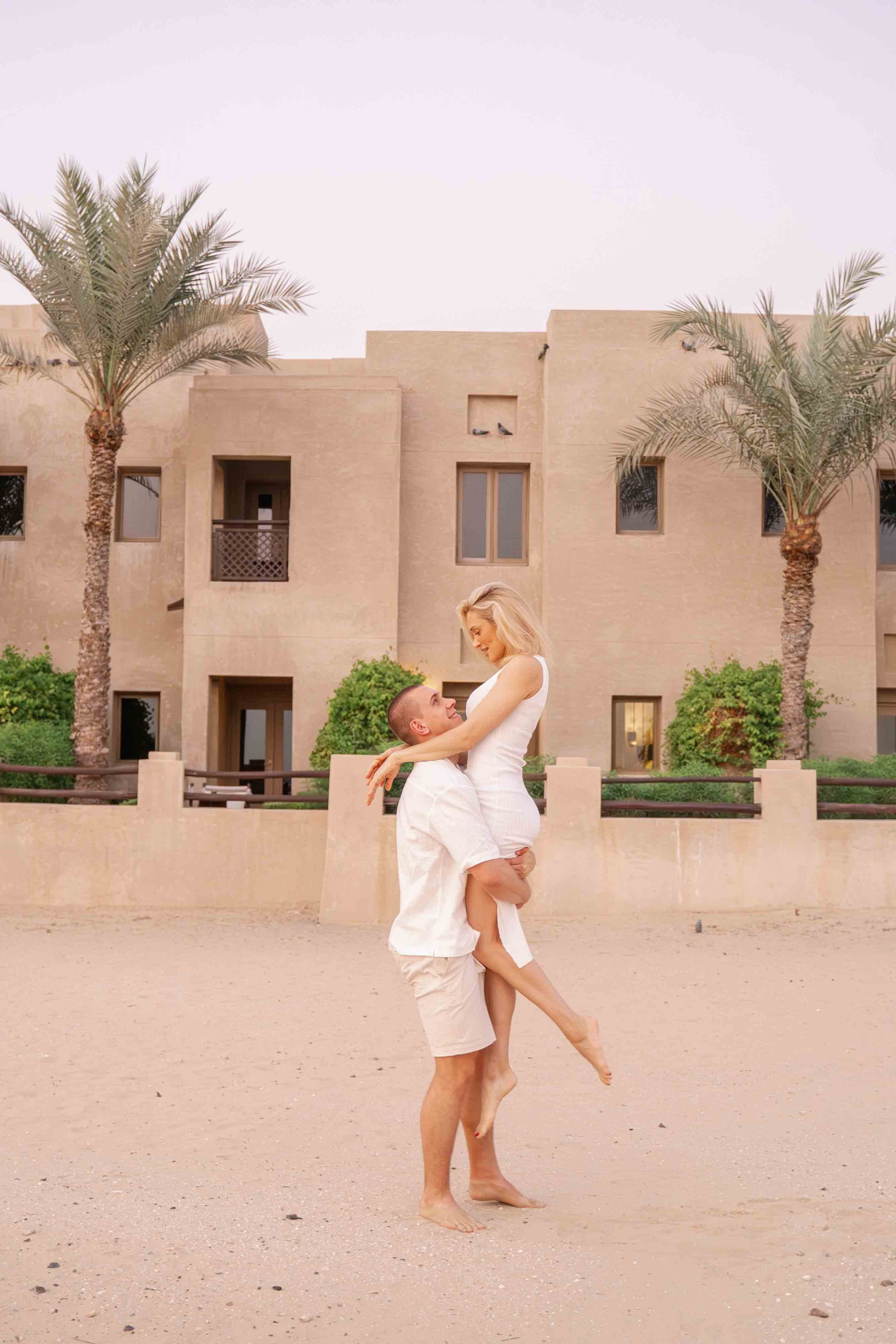 Proposal in Dubai | Bab al Shams in desert