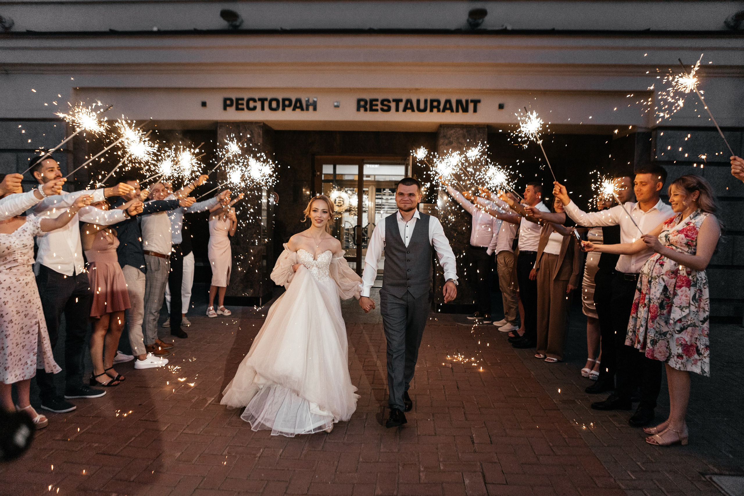 Свадебный фотограф Уфа — Руслан ГабдлисламовЖивые эмоции, красивые кадры, воспоминания на всю жизнь.Работаю по всей Республике Башкортоста. Свадебный фотограф Уфа Руслан Габдлисламов