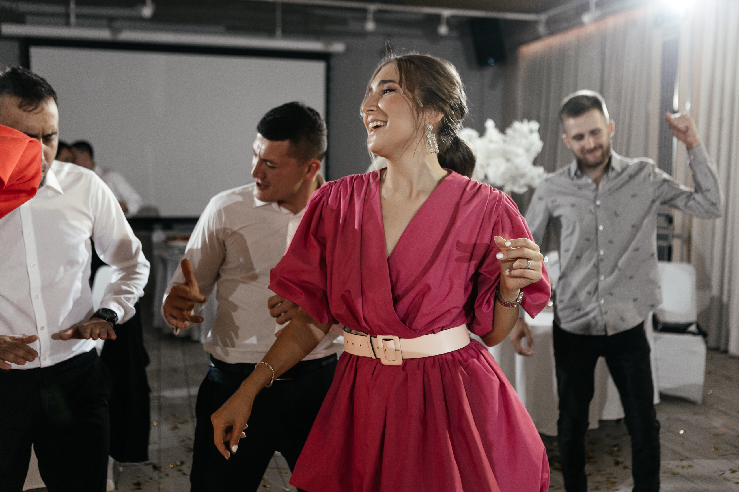 Свадебный фотограф Уфа — Руслан ГабдлисламовЖивые эмоции, красивые кадры, воспоминания на всю жизнь.Работаю по всей Республике Башкортоста. Свадебный фотограф Уфа Руслан Габдлисламов