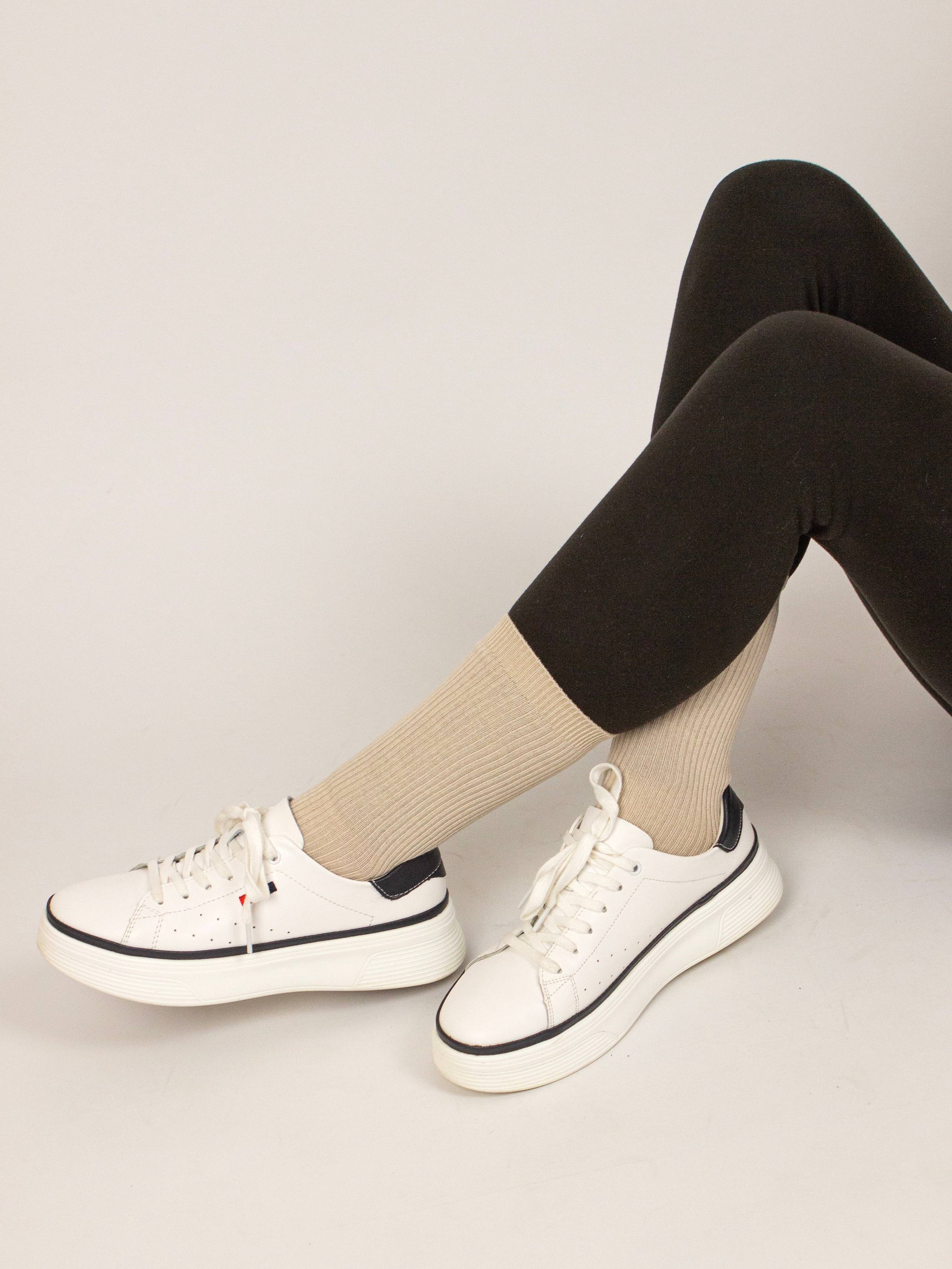 Обувь // Носки. DEWA | фотостудия для маркетплейсов