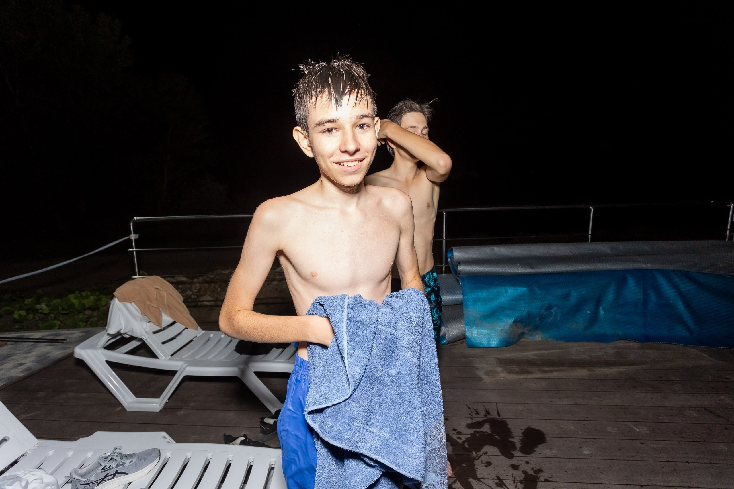 Вручение аттестата и выпускной вечер. Выпускные альбомы Майкоп, Краснодар Елена Золотарева