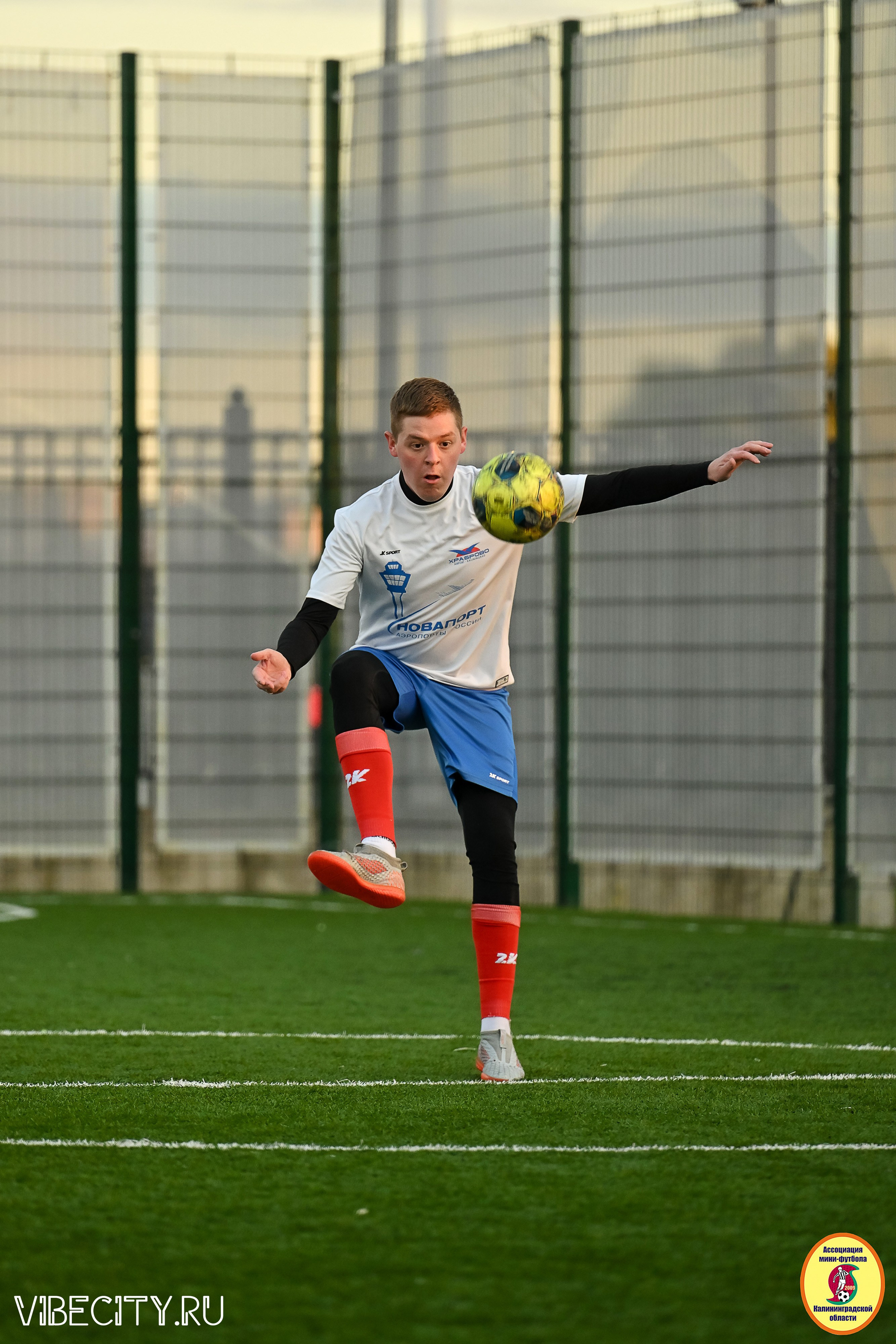 ИГРЫ МИНИ-ФУТБОЛЬНОЙ И КОРПОРАТИВНОЙ ЛИГИ. VIBECITY.RU Вайб Сити Ру Фоторепортажи Фотоотчеты Калининград