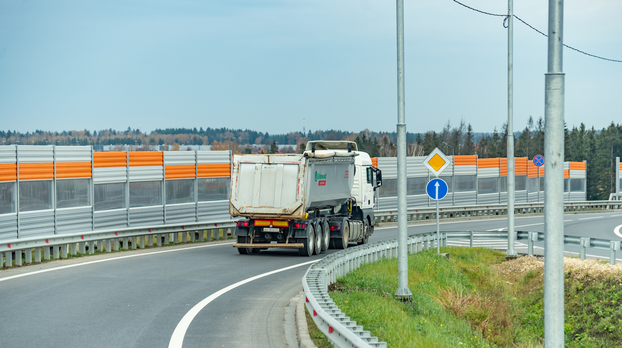 Фотосъёмка: Коммерческая техника / Грузовые авто в Москве. Интерьерный & Репортажный фотограф Озеров Денис, г. Москва