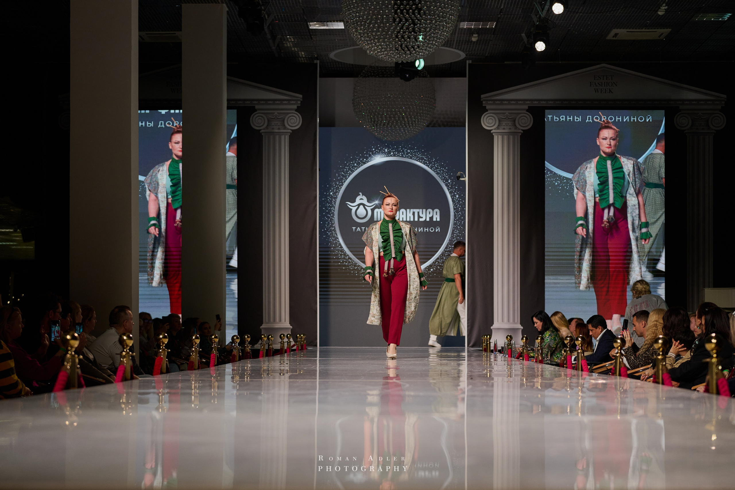 ESTET FASHION WEEK ВЕСНА — 2025. Фотограф Роман Адлер