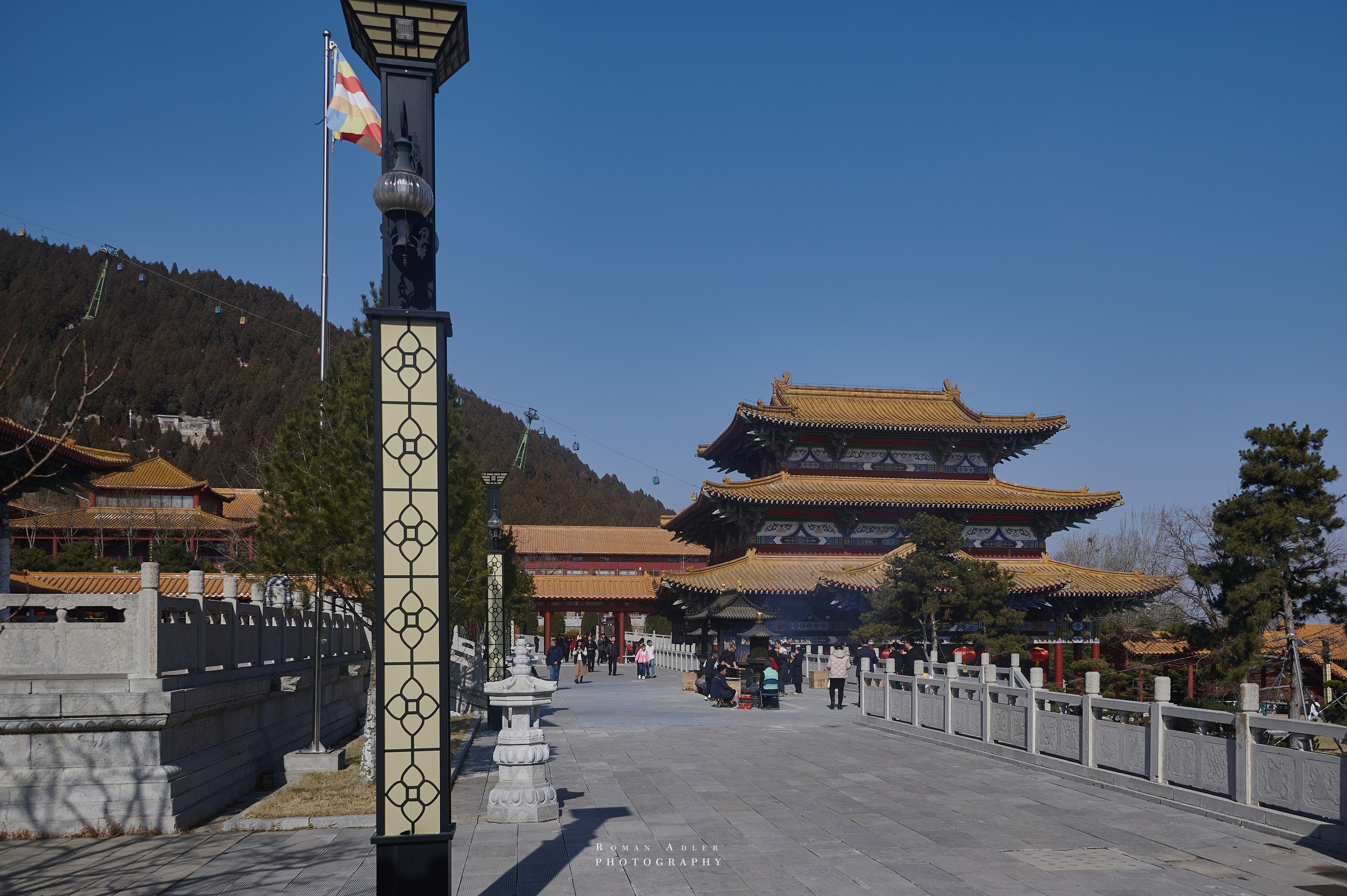 Достопримечательности Цинчжоу. Китайские храмы. Храм Гуанфу (Храм Процветания) в провинции Шаньдун. Цинчжоу. Путешествие по новогоднему Китаю. Февраль 2024. Фотограф Роман Адлер. Фотопроект Китай русский взгляд