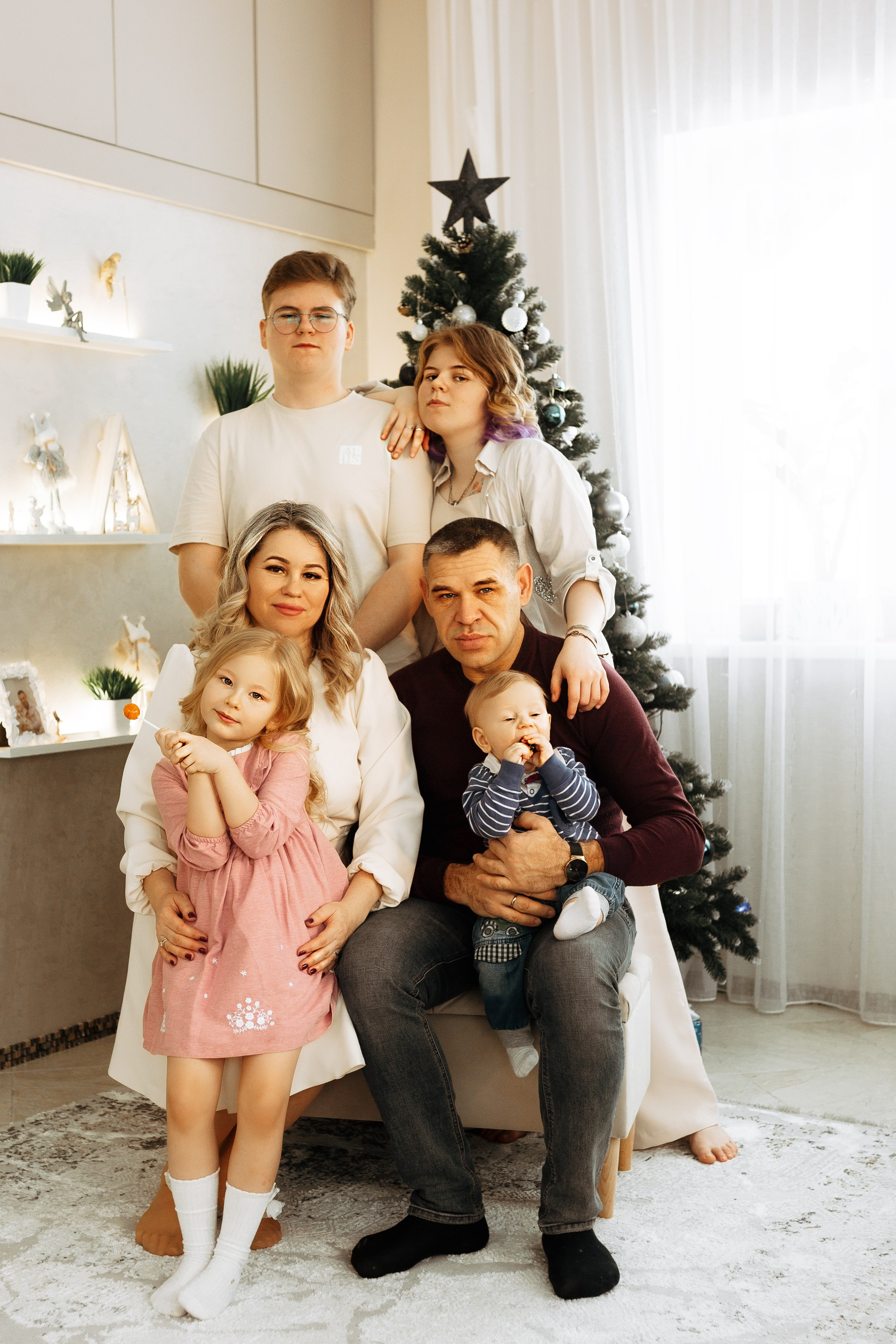 Семья Виктории и Вячеслава (домашняя съемка). Съемка Таинств Крещения Венчания, детские и семейные съемки в Пензе