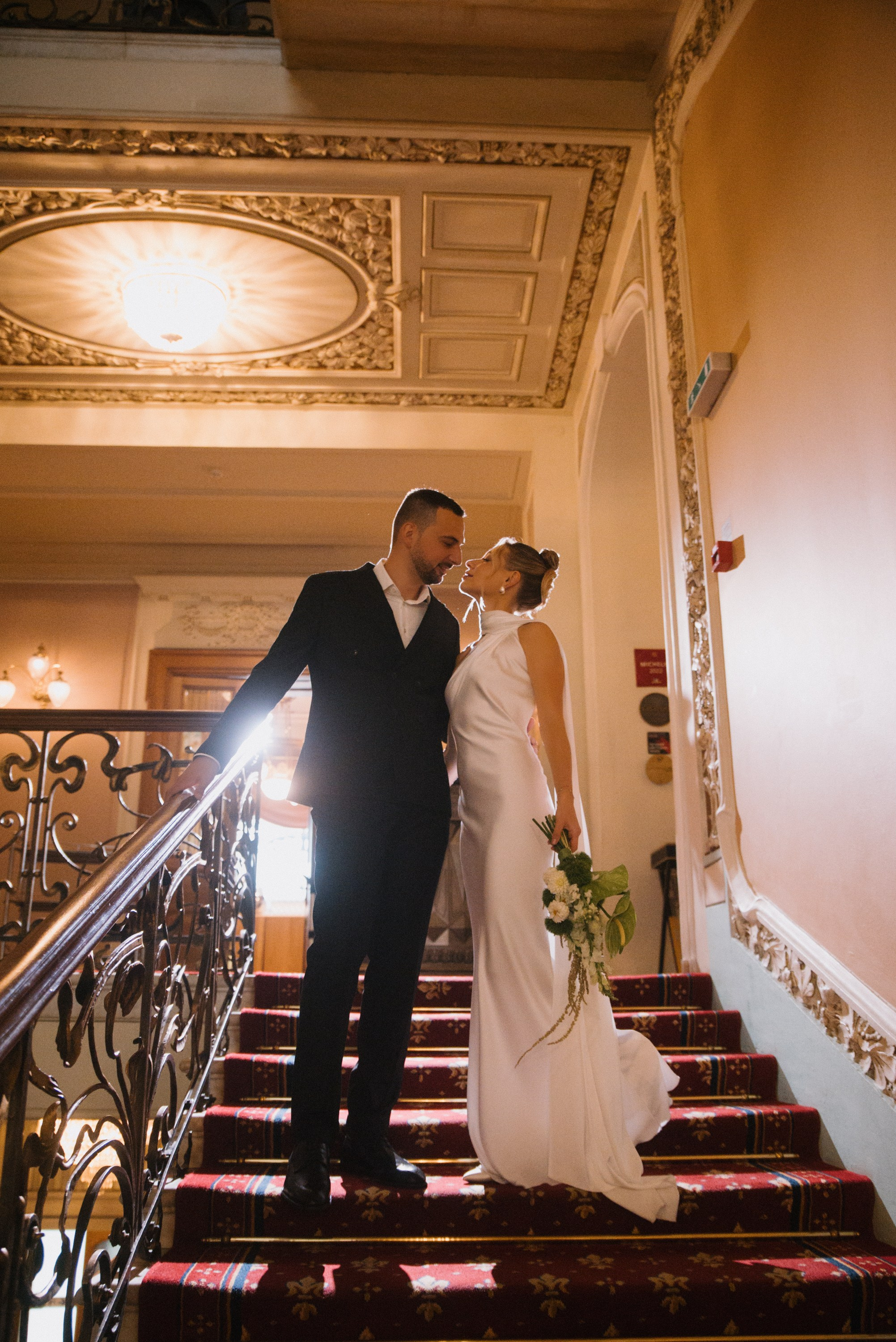 Александр & Ирина (отель/роспись). Свадебный, семейный, женский фотограф в Москве, Мытищах, Королёве Ксения Узилле