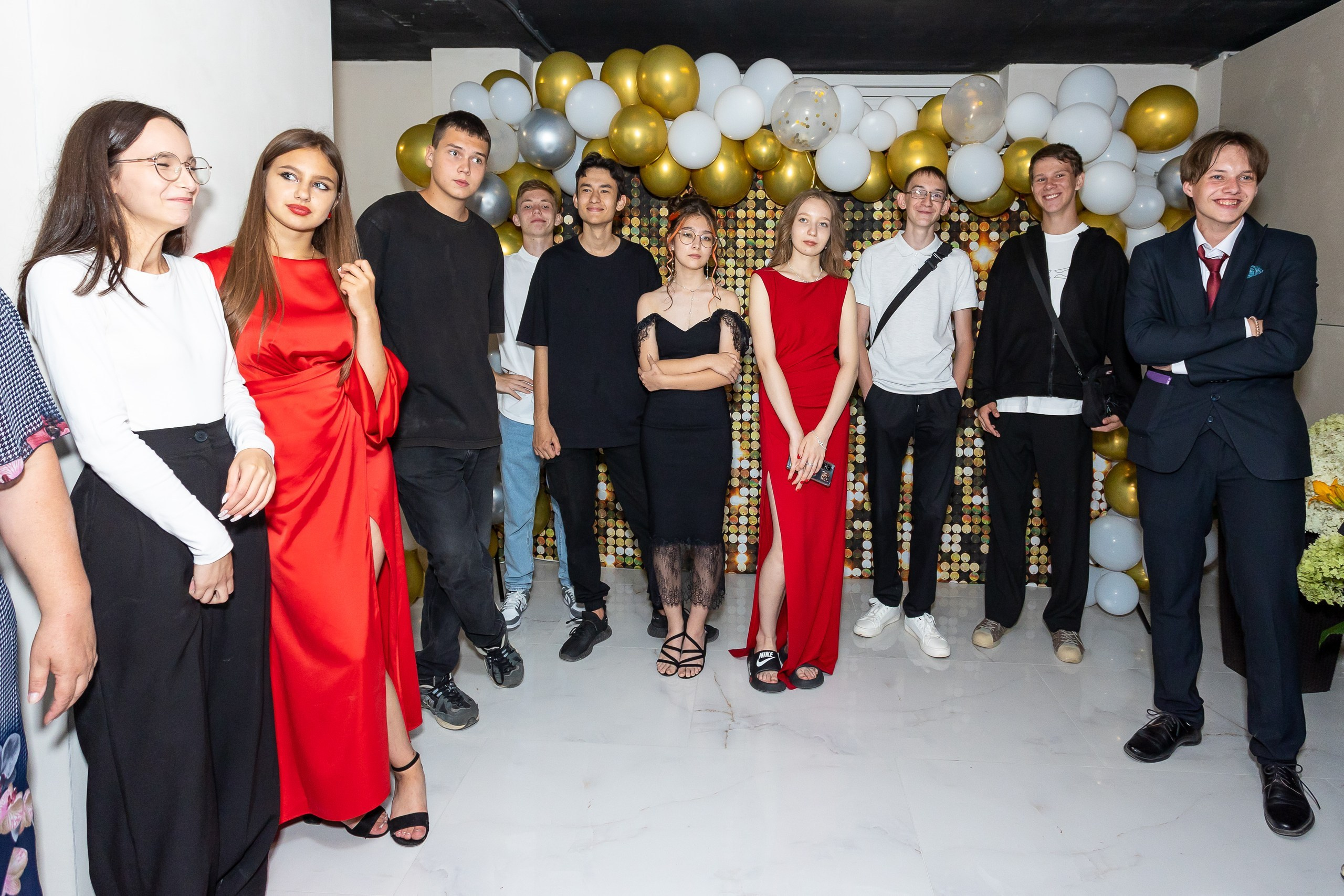 Вручение аттестата и выпускной вечер. Выпускные альбомы Майкоп, Краснодар Елена Золотарева