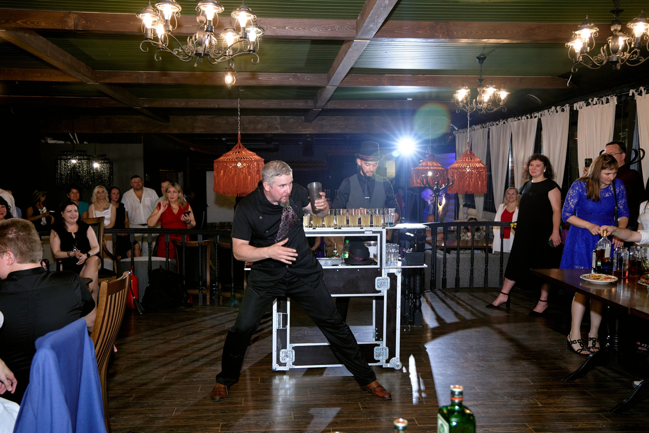 Выпускной 35 Сош. Фотограф Выпускные альбомы Таганрог Сергей Коробченко