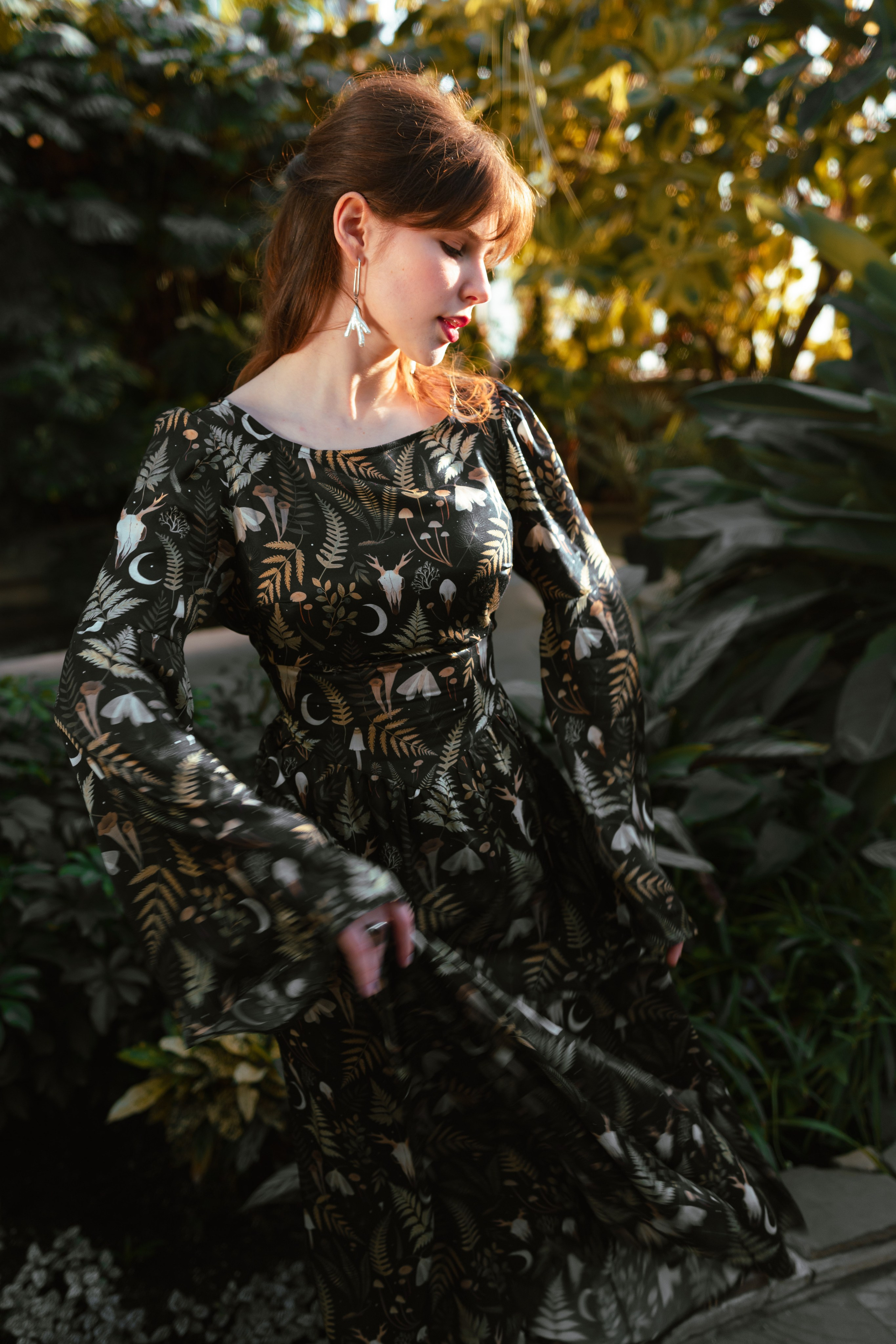 Съемка шёлковых платьев для PlantMyBones