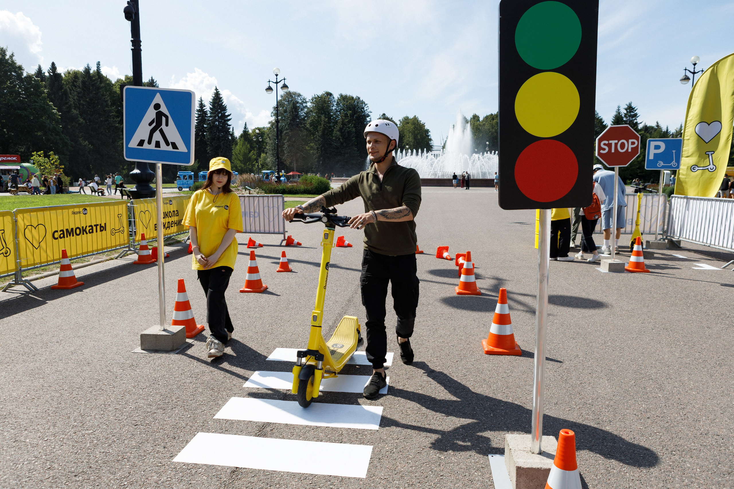 Яндекс Самокат. Свадебный и репортажный фотограф в Санкт-Петербурге Николай Голованов