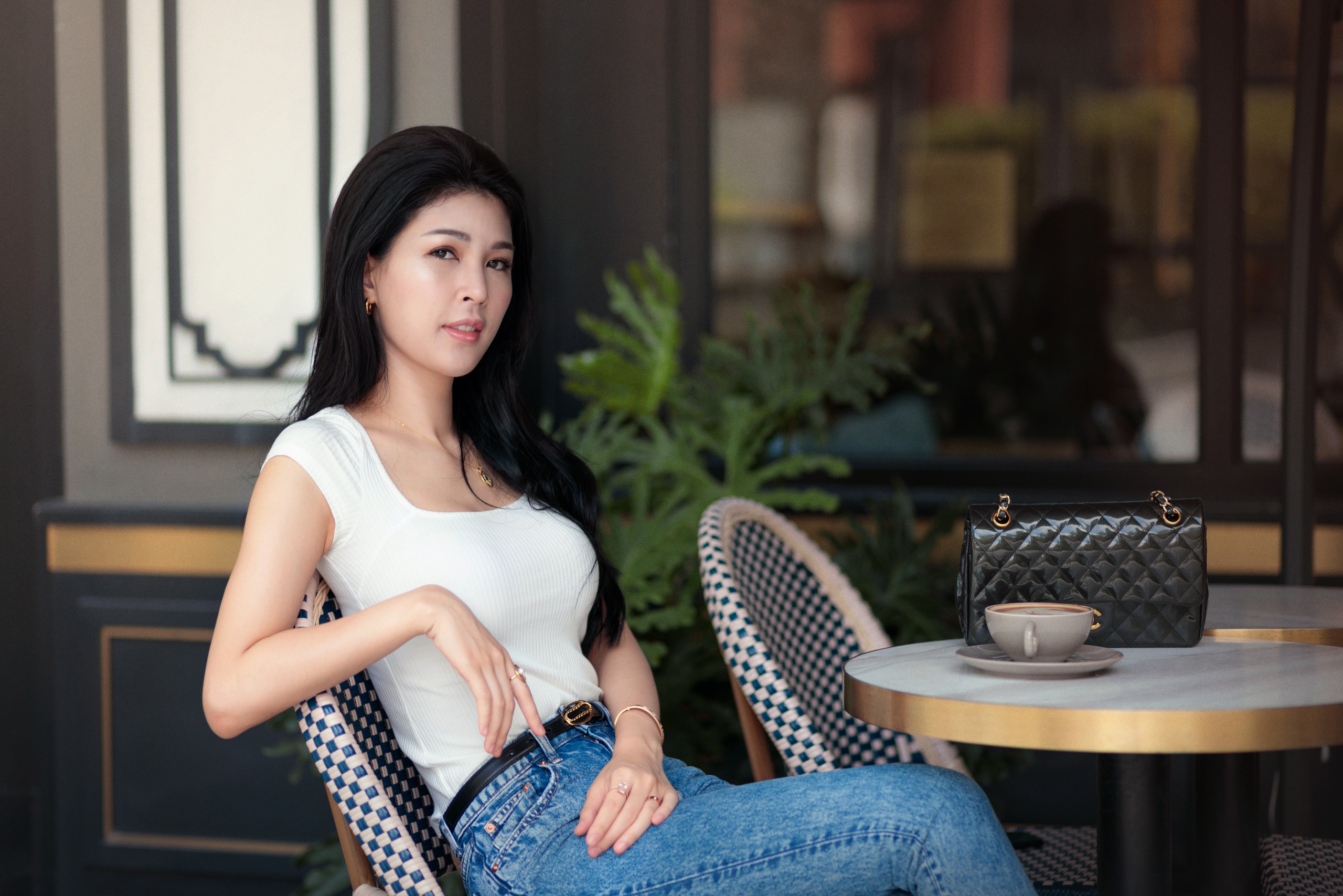 В кофейне. Свадебные видео