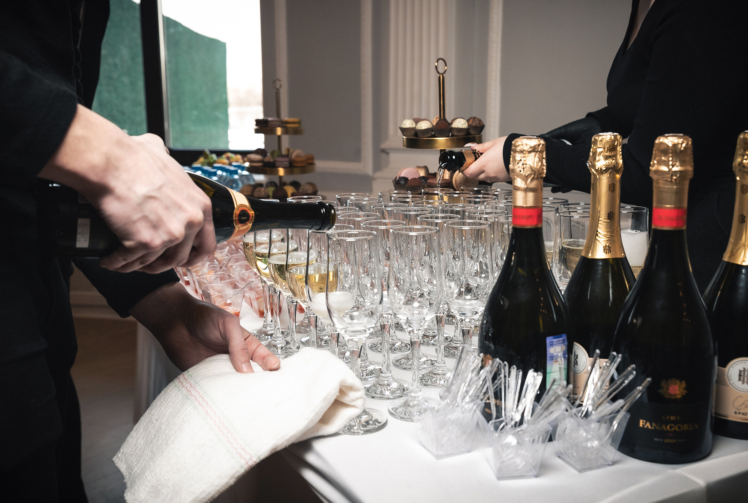 Светское мероприятие. Фотограф Сергей Шурмин