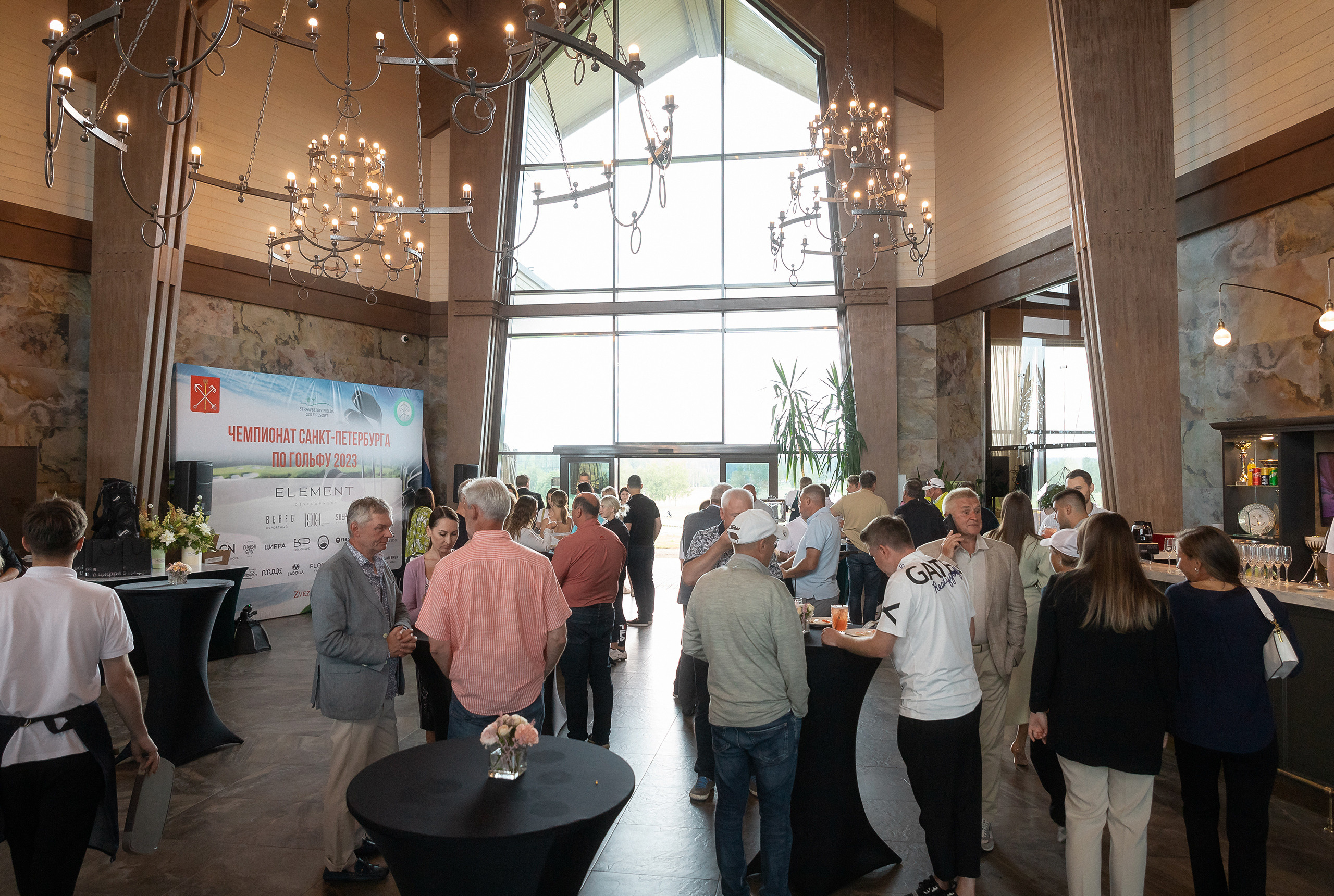 Светское мероприятие. Фотограф Сергей Шурмин