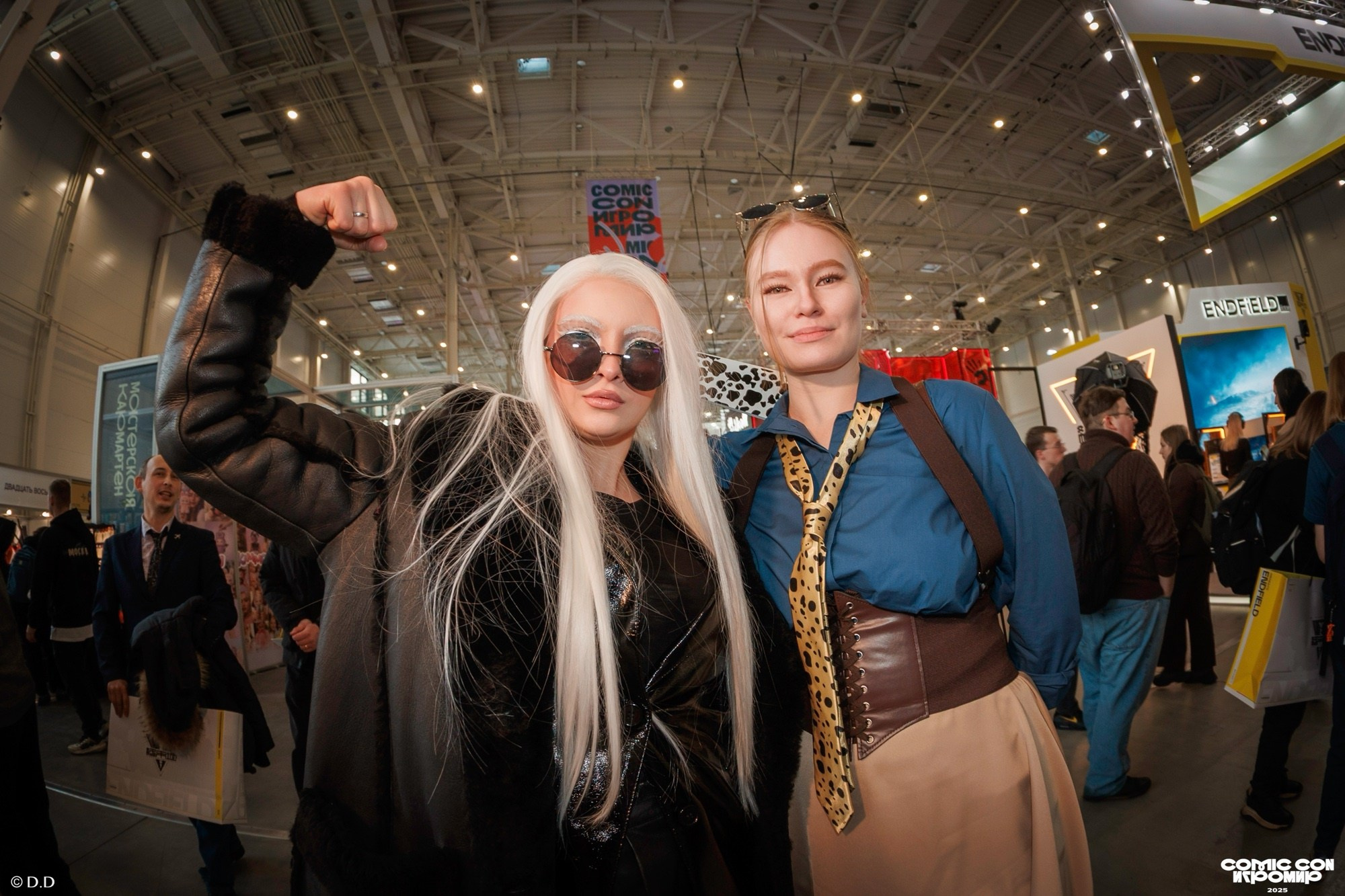 Comic Con Игромир 2025. Различные мероприятия и просто фотографии людей