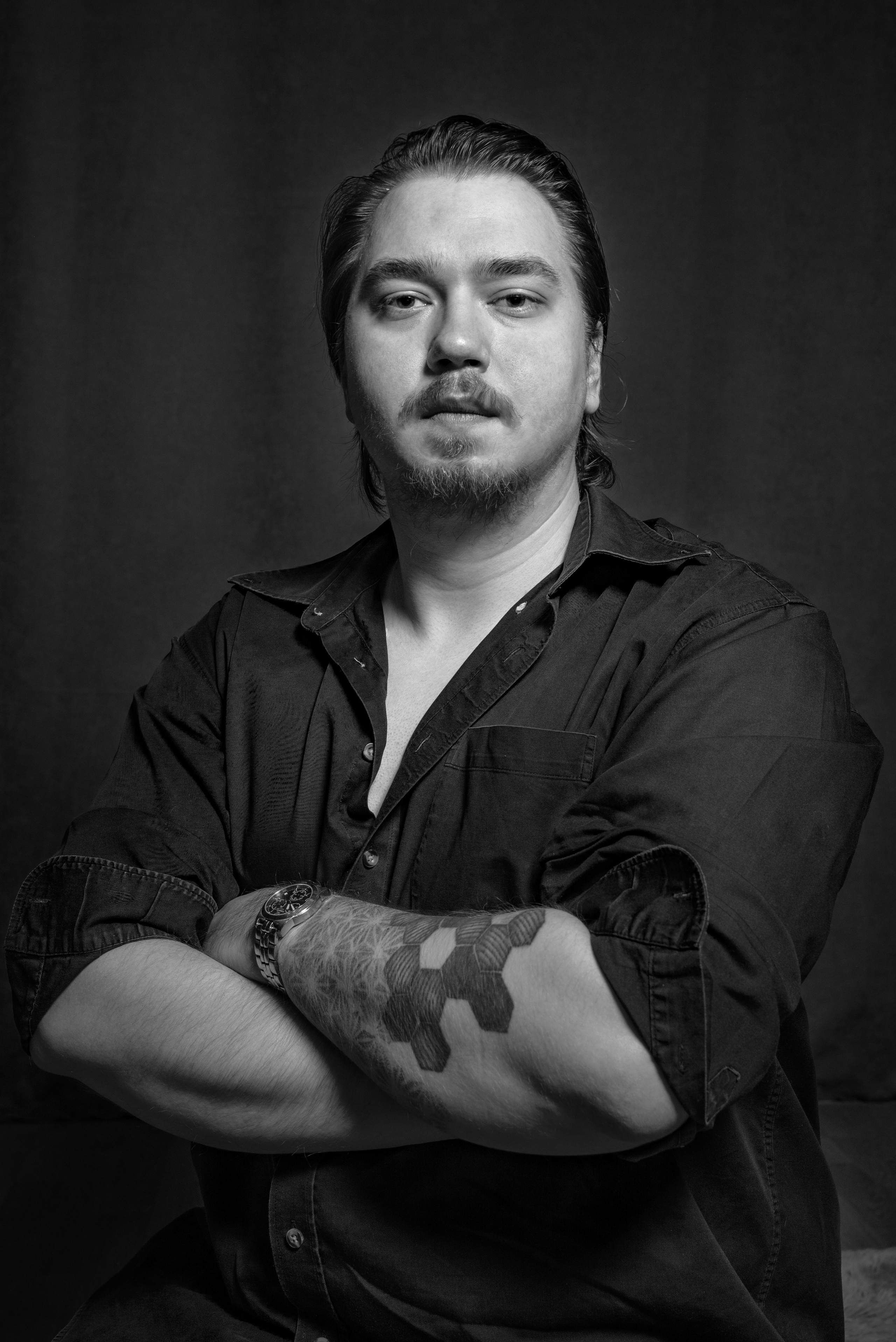 Фотосессия мужского портрета в студии Мужской портрет. Портретный фотограф Александр Журов в Кинеле, Самаре и Самарской области