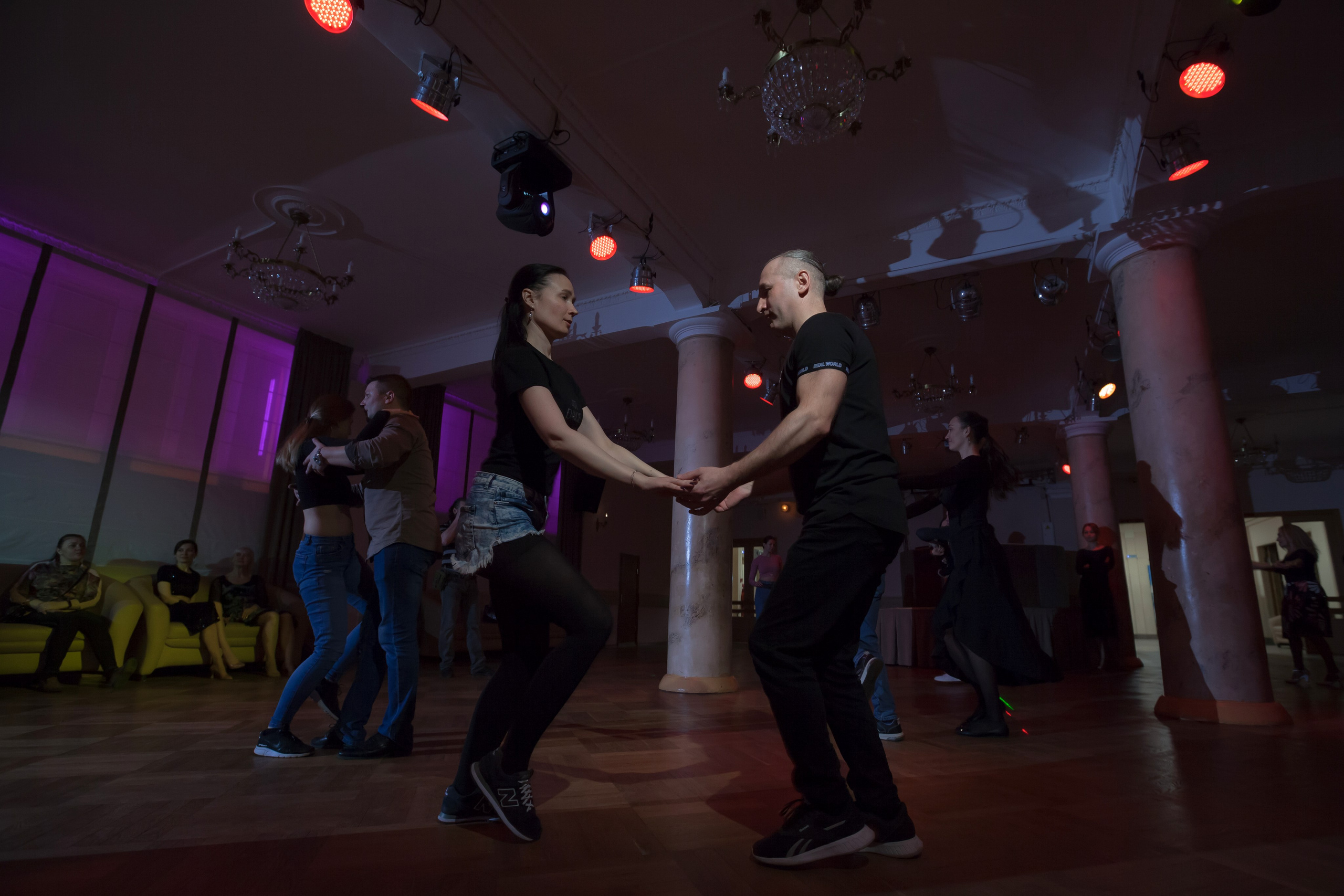 Вечер бачаты. Семейный и предметный фотограф Мария Львова Санкт-Петербург flitphoto