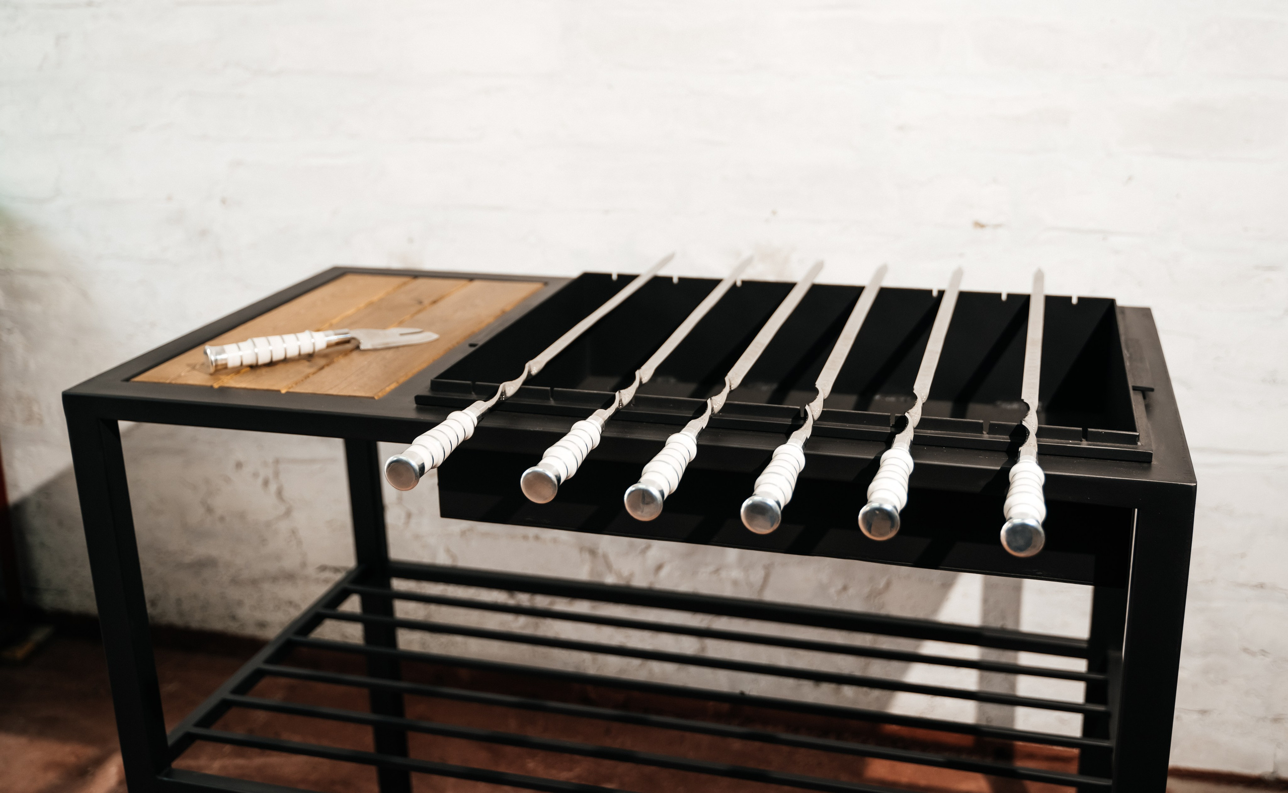 Мебель на заказ Ставрополь. LoftKost изготовление мебели Лофт в Ставрополе