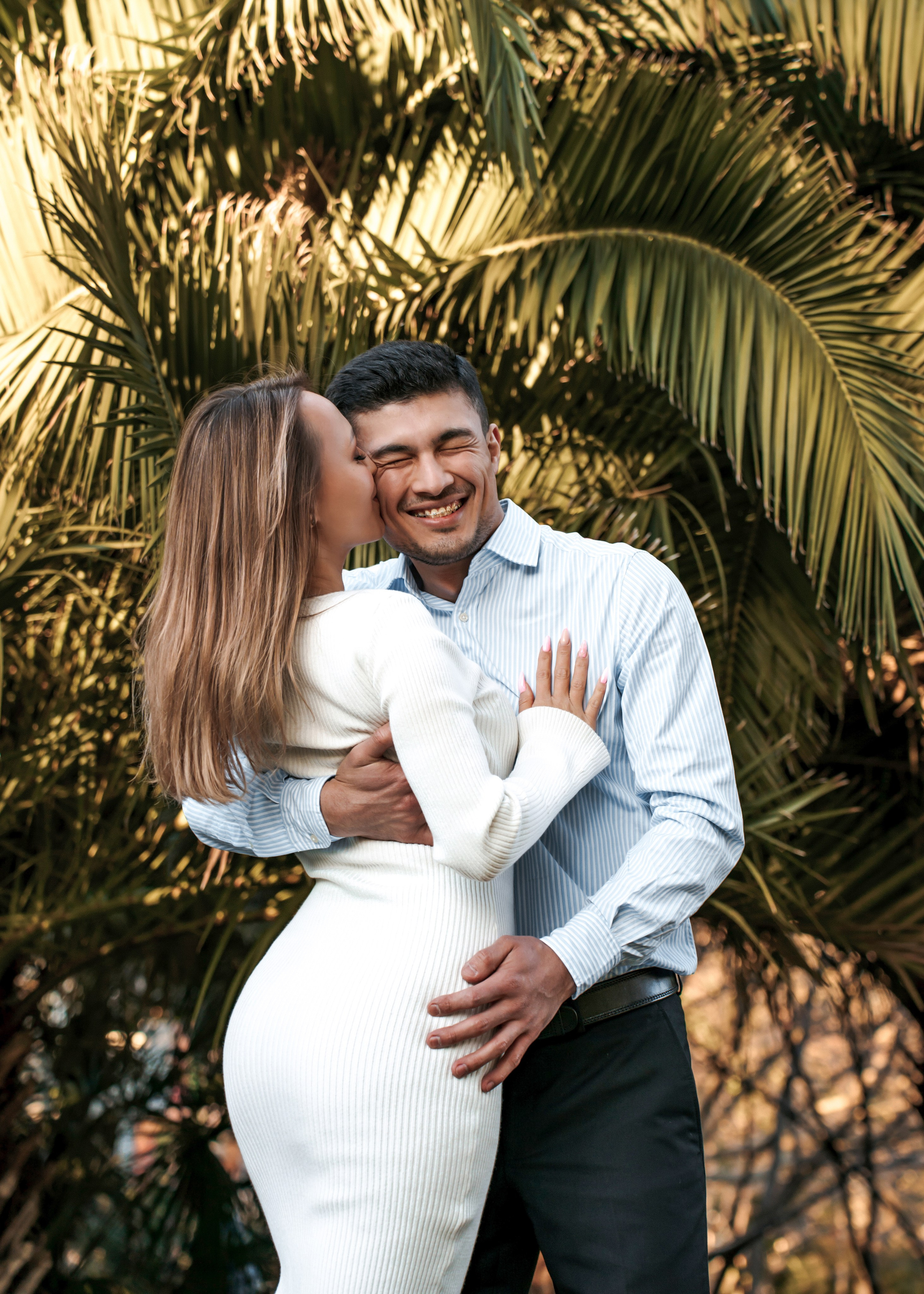 Лав стори фотосессия у моря и в горах в Сочи, Адлере и Красной Поляне. Алина Бернд — свадебный и индивидуальный фотограф в Сочи и Адлере