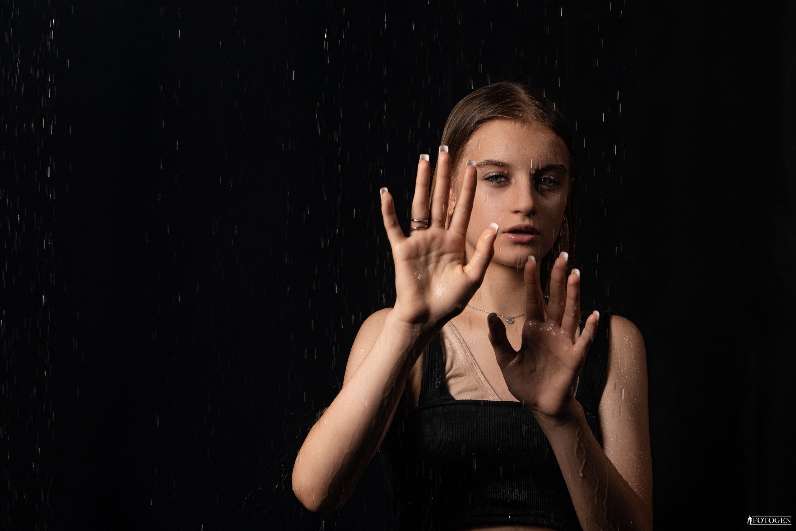 Фотосессия Девочек до 14 лет в Интерьере — Fotogen. Интерьерная фотостудия FOTOGEN г. Краснодар