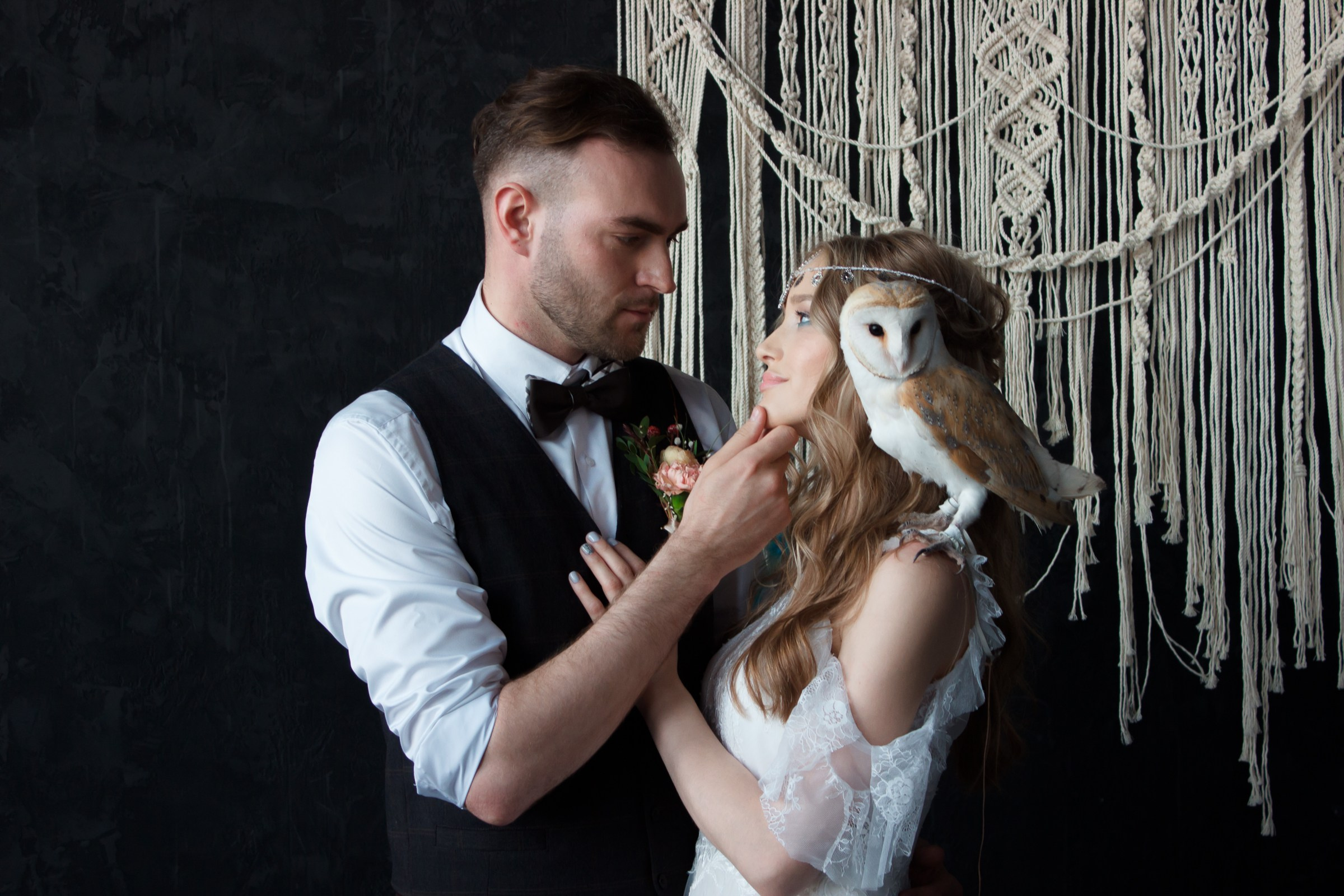 Свадебная фотосессия с совой. Главная