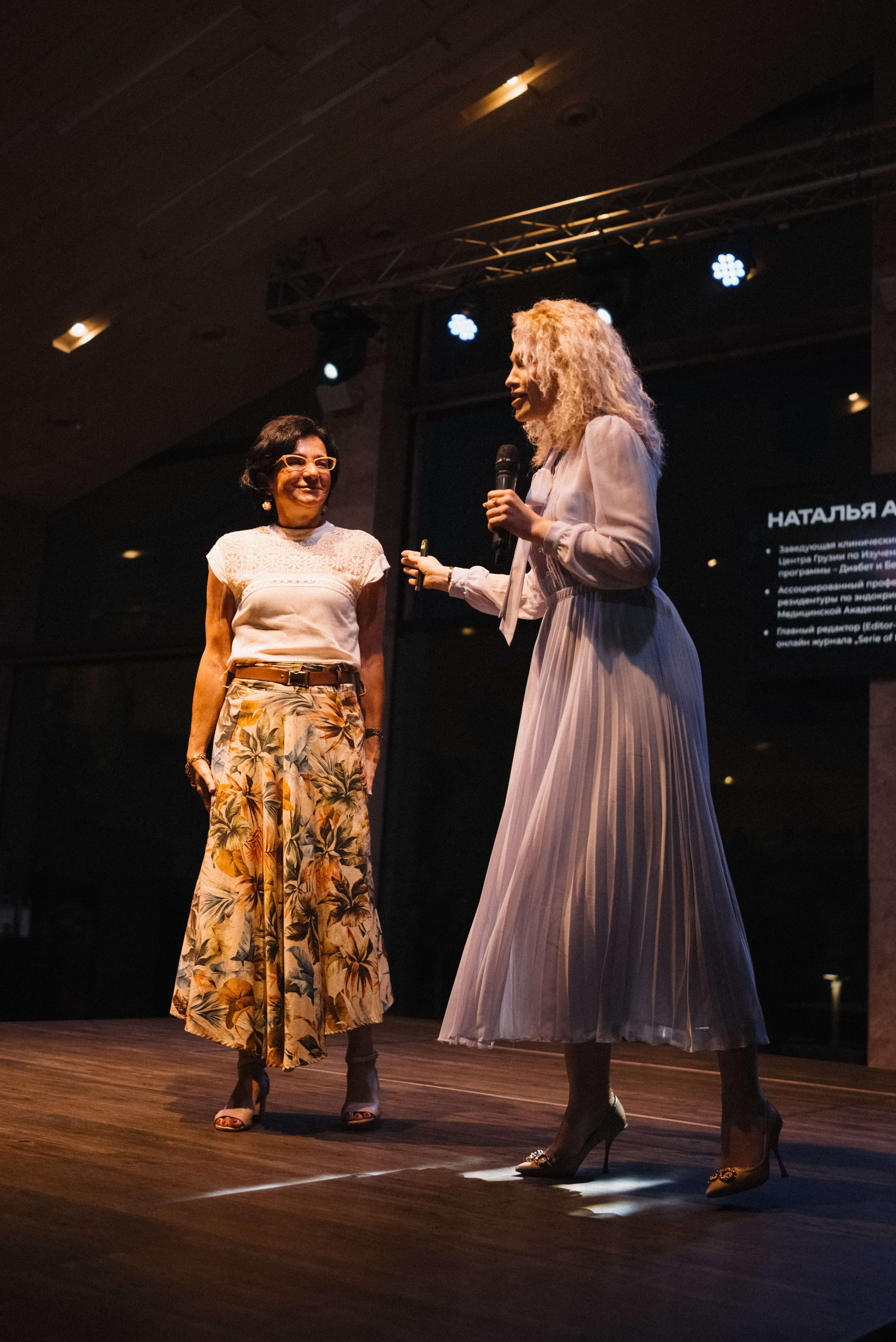 Репортаж бизнес-конференции. Портретный и свадебный фотограф в Тбилиси • xeniqo