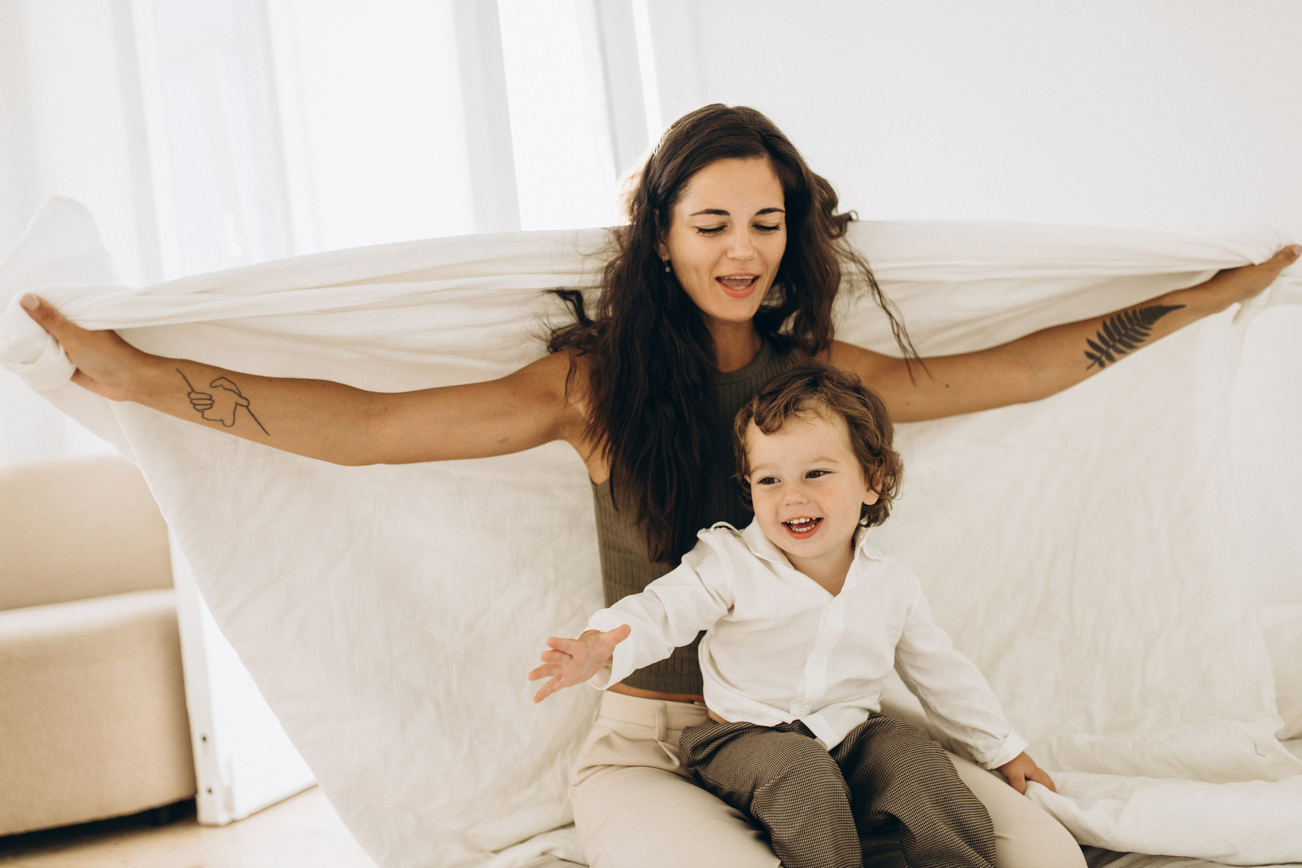 Андрей с мамой в студии. Семейный фотограф в Самаре Елена Ефимова