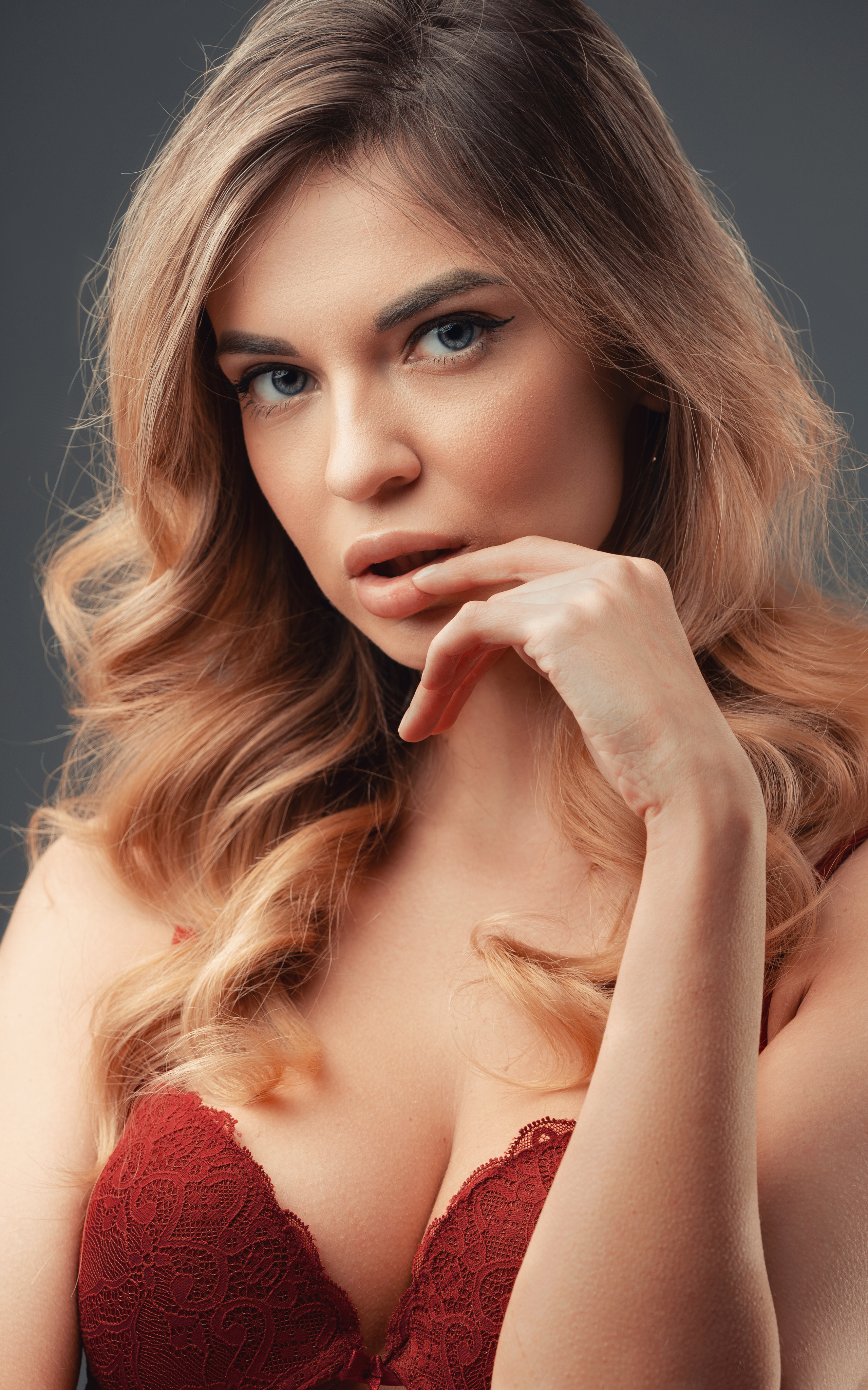 НЮ. Главная