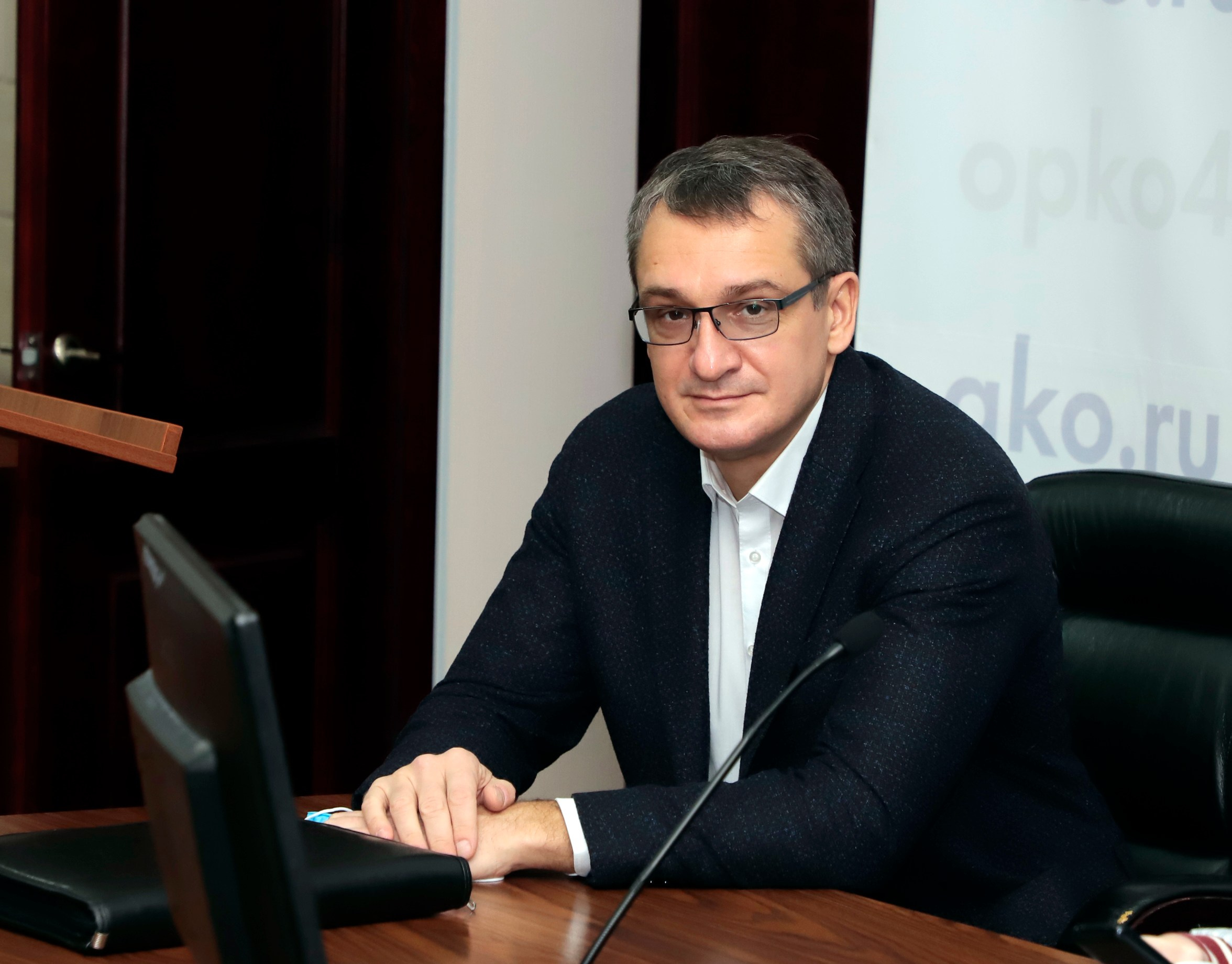 Деловой портрет. Репортажное и контент фото для бизнеса. Клим Мурашкин. Кемерово