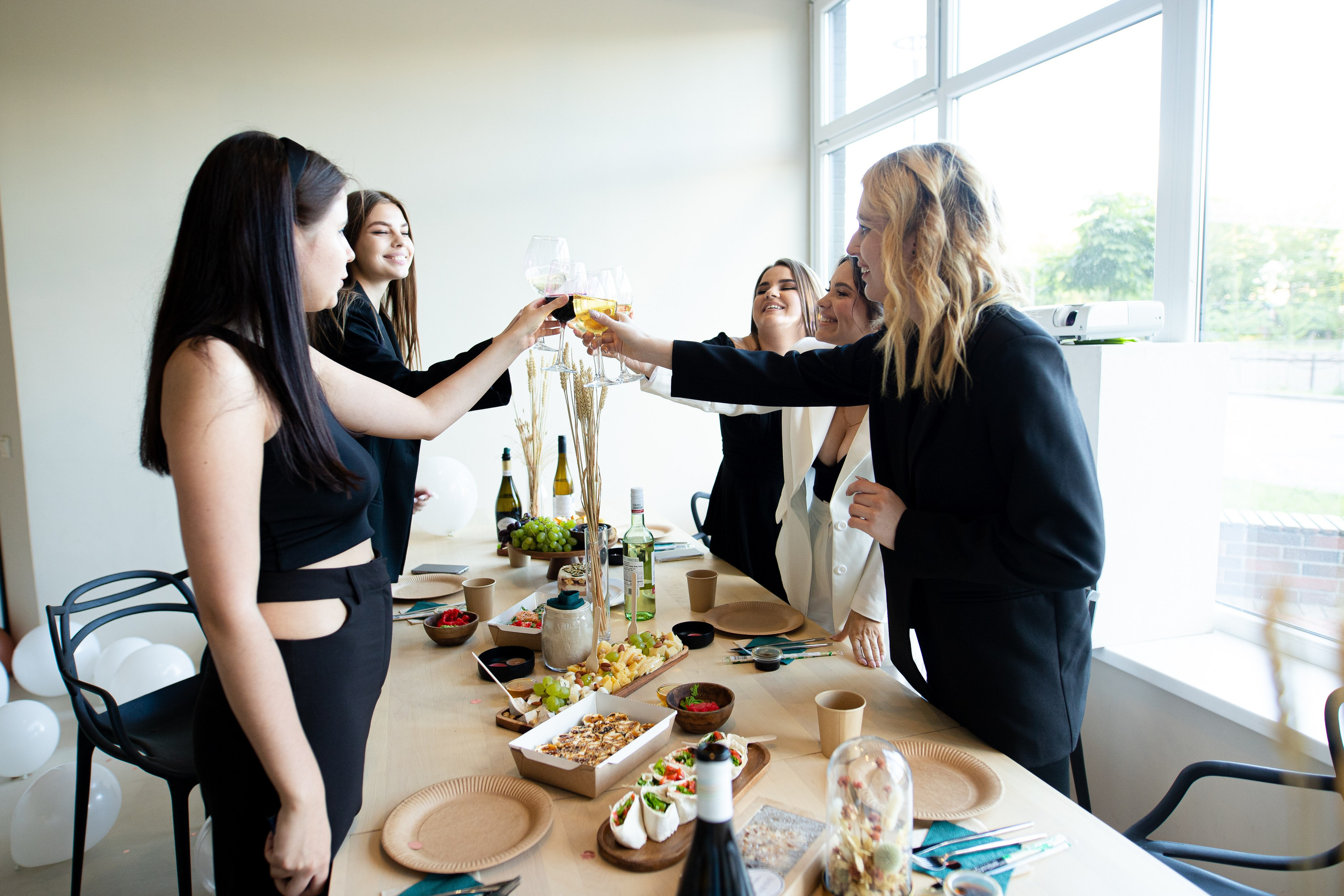 ДЕВИЧНИК. Сниму тебя полностью