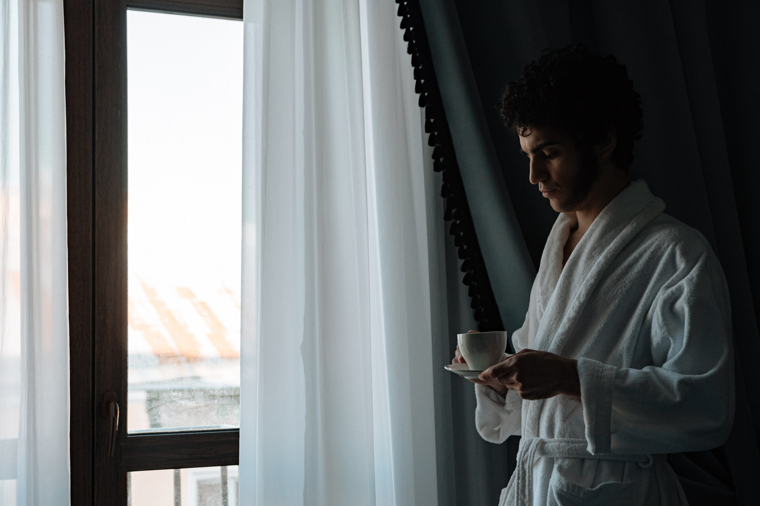 Пушкин в отеле «Оболенский». Съёмка ролика для конкурса. Портретный фотограф в Санкт-Петербурге Дмитриева Наталия