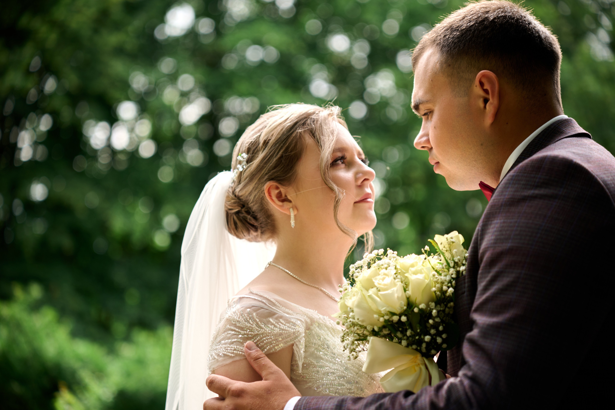 Свадебная фотосессия Ильи и Евгении в Старом Осколе. Профессиональный фотограф Старый Оскол, Губкин — свадьба, венчание, крещение, юбилей и день рождения