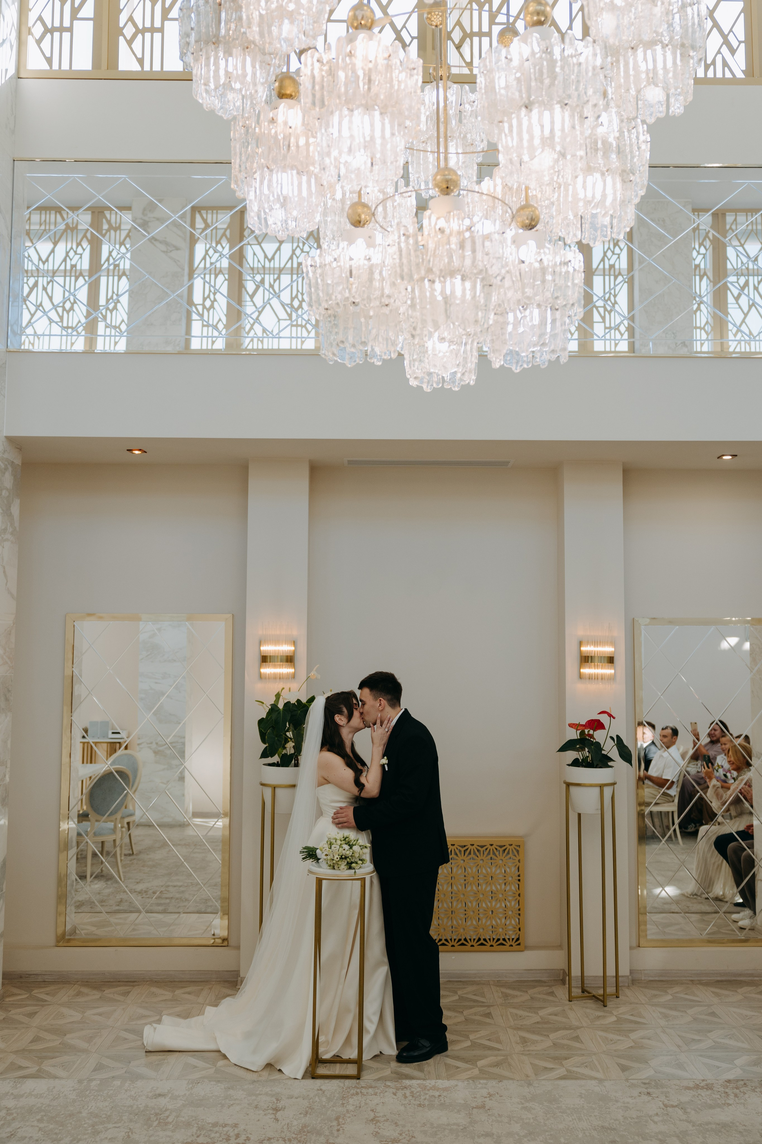 Утро в отеле Twelve Reasons и банкет в усадьбе Шелепаново. Свадебный фотограф Москва Анастасия Храмова