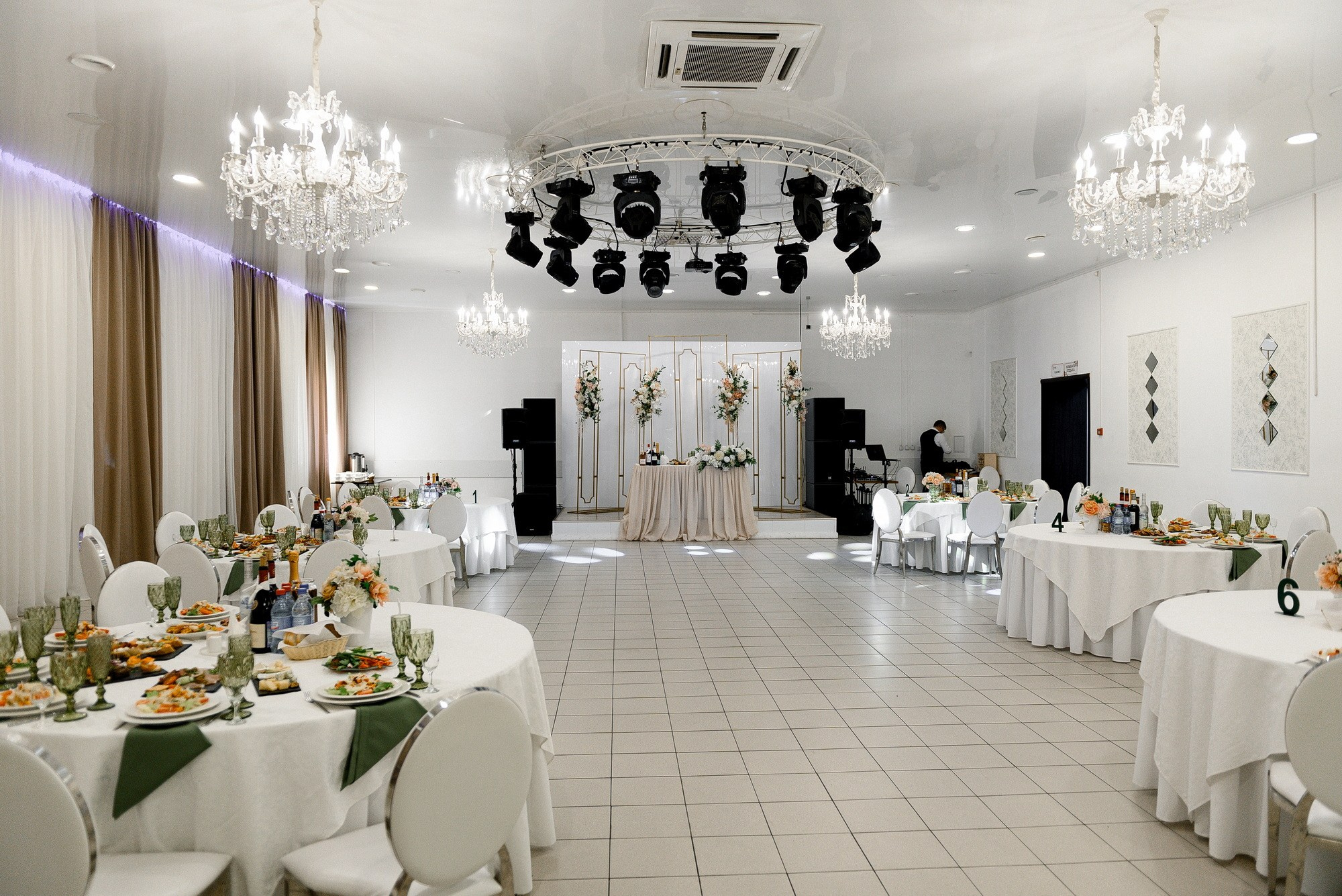 Наталья и Евгений. Свадебный и репортажный фотограф Никита Сницарев в Барнауле