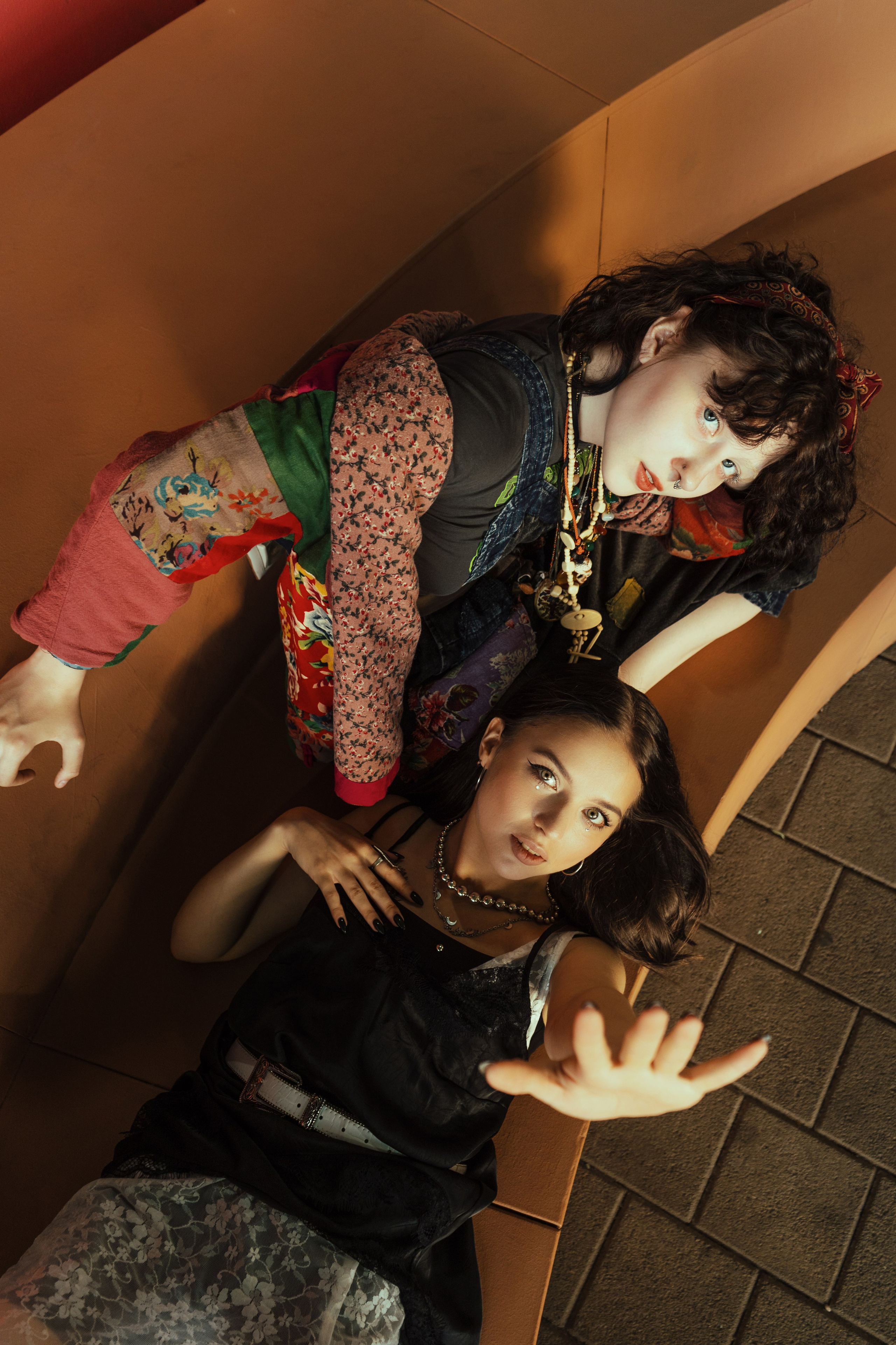 DAASHA & RAY! — Три километра. Никита Скрипник — ТЕАТР В СТИЛЕ ФЭШН