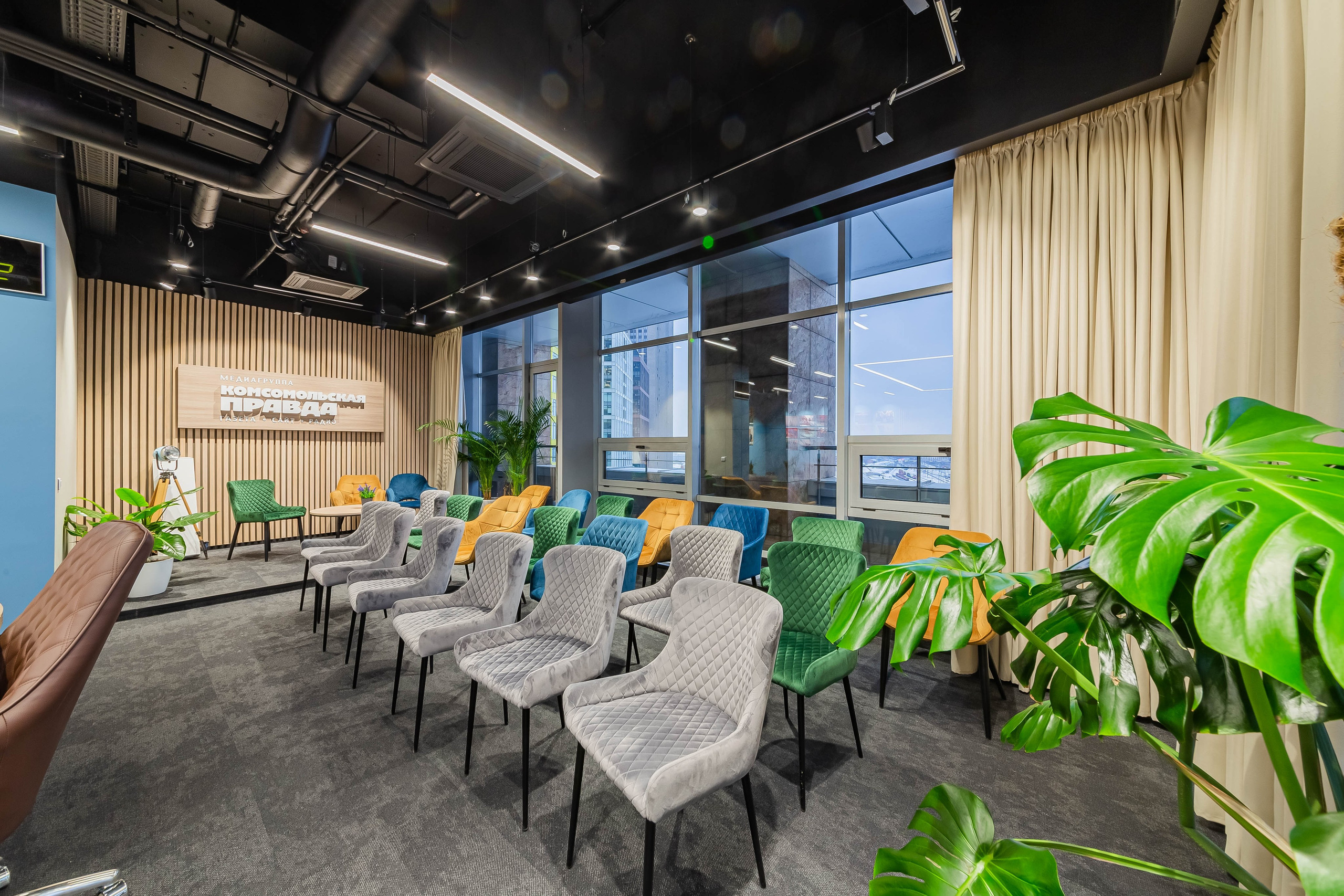 Сокол. Фотограф Лагутин Анатолий