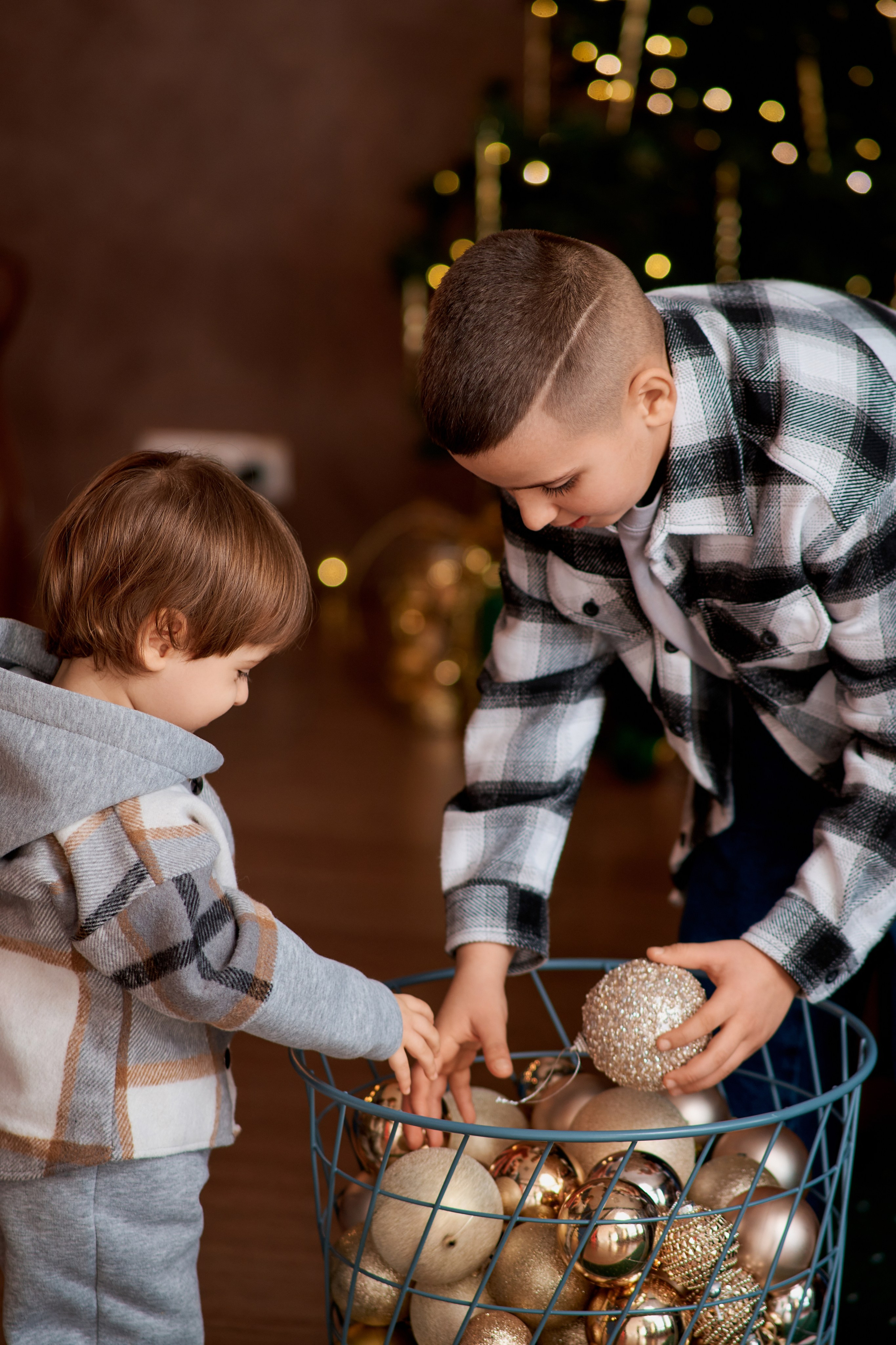 Новогодняя семейная фотосессия в студии Сова. Фотограф Таганрог Анна Трайжон
