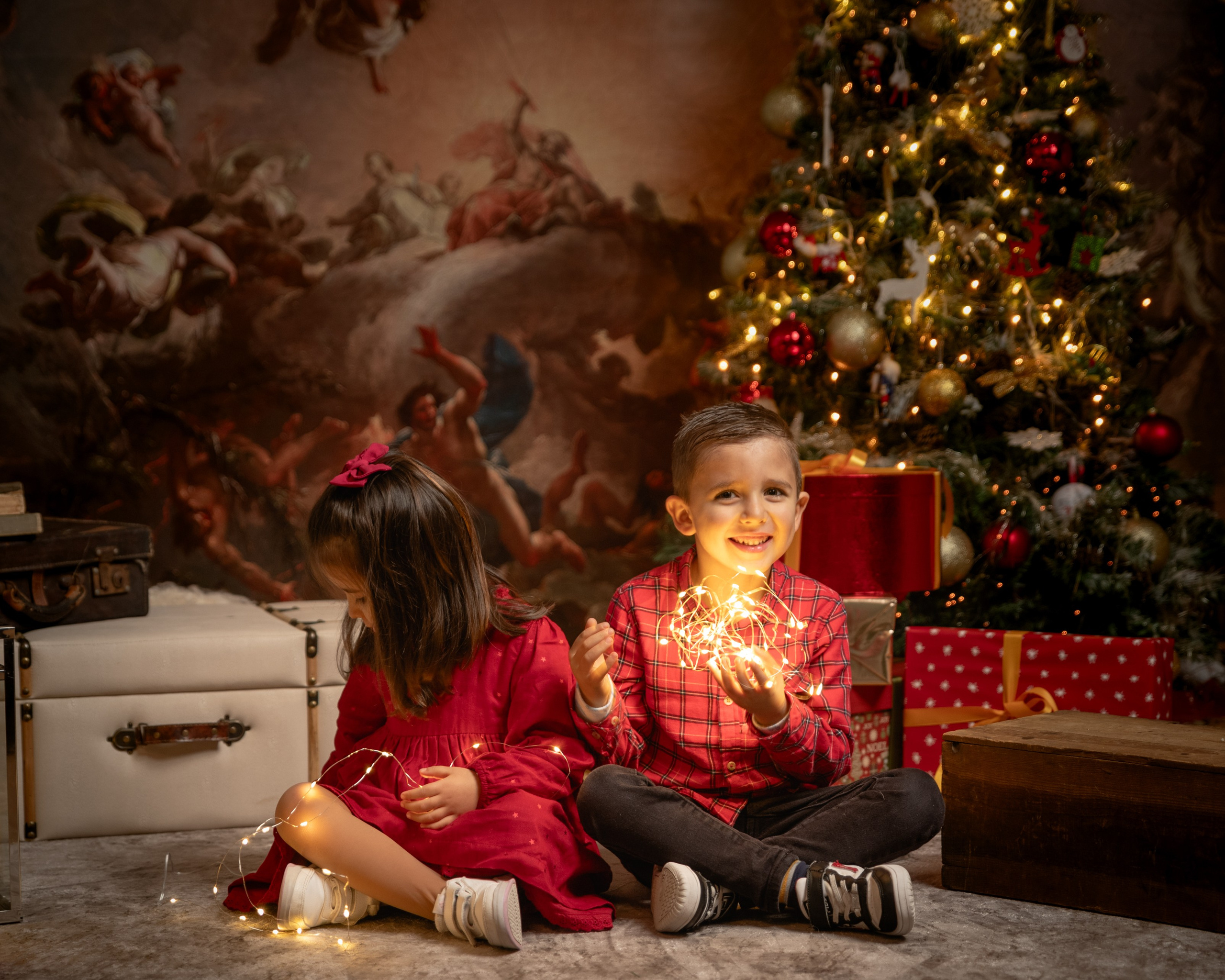 CATIA AND HER FAMILY. Anastasiia Antoniuk portrait, family and couple photographer, Portugal