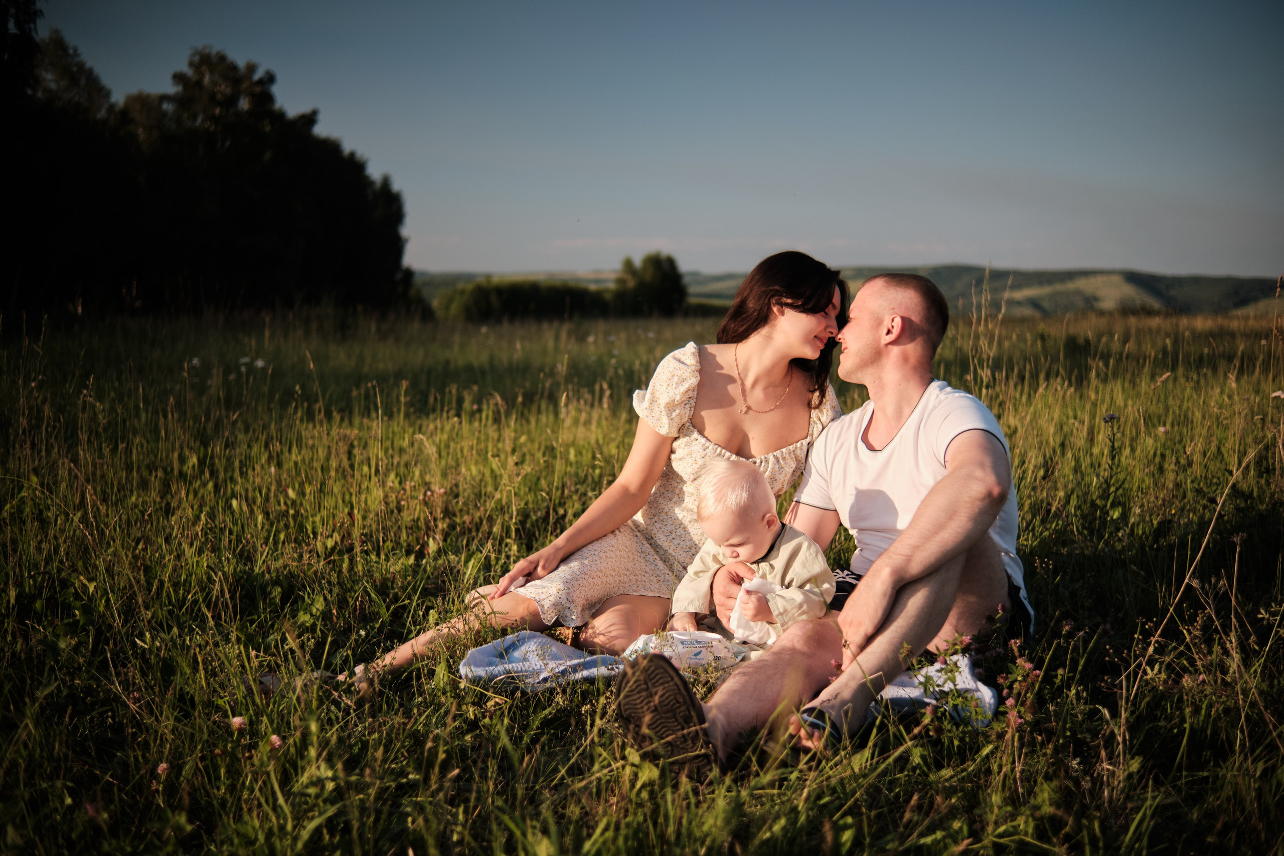 Алина, Рустам и маленький Эмиль. Свадебный и семейный фотограф в Новокузнецке Иван Иванов