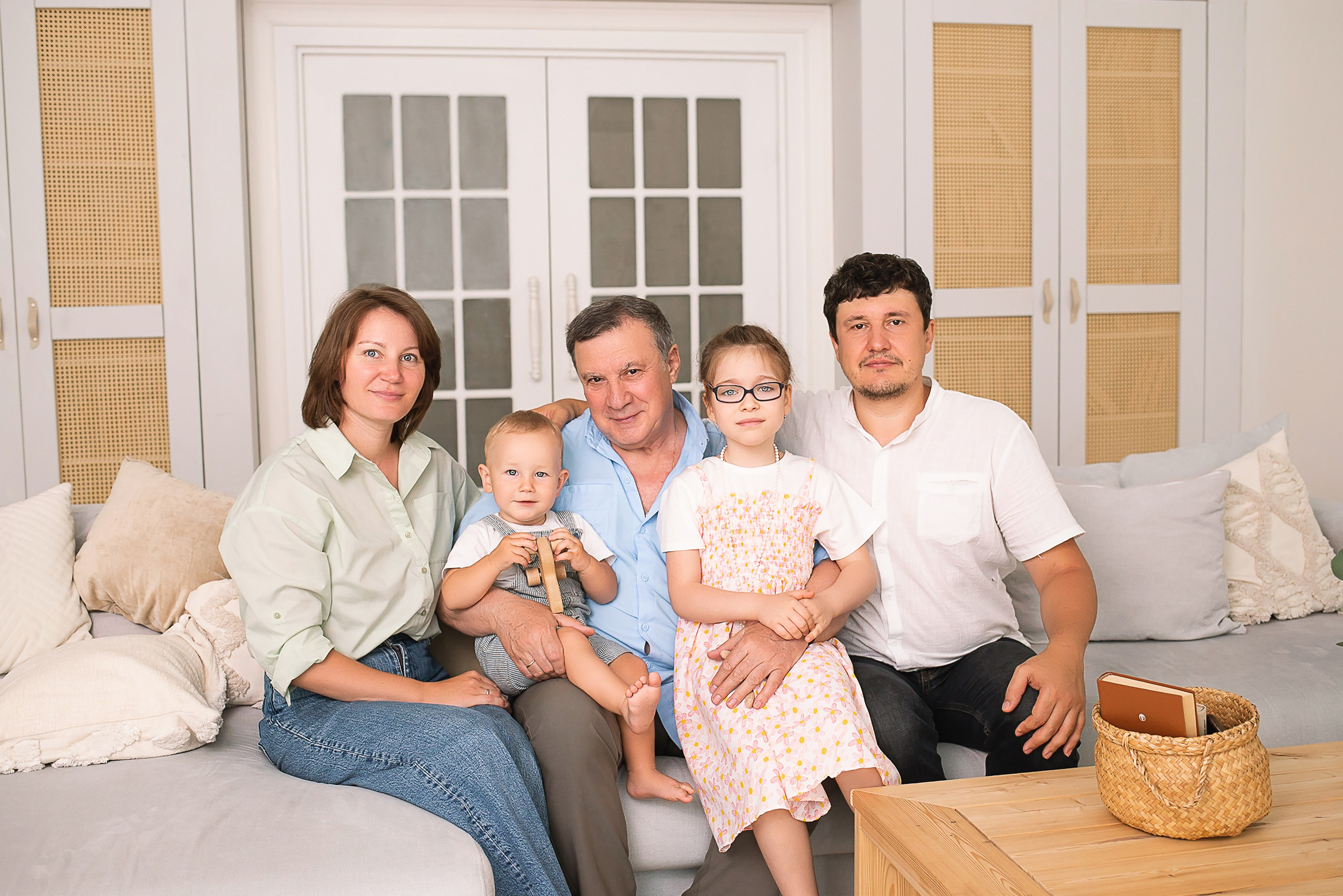 Детская, семейная фотосессия. Фотограф новорожденных в Новосибирске