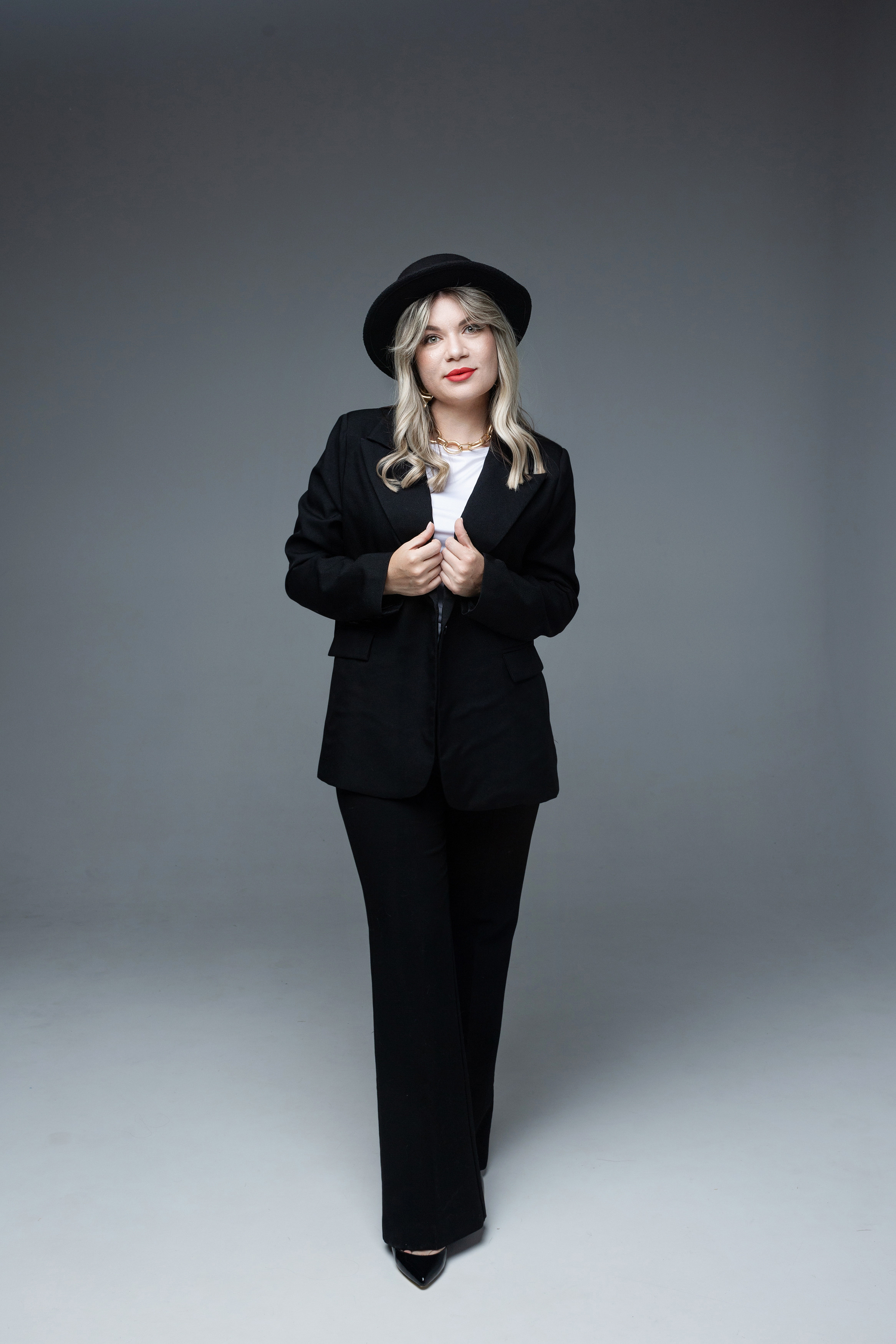 Студийная фотосессия в Георгиевске