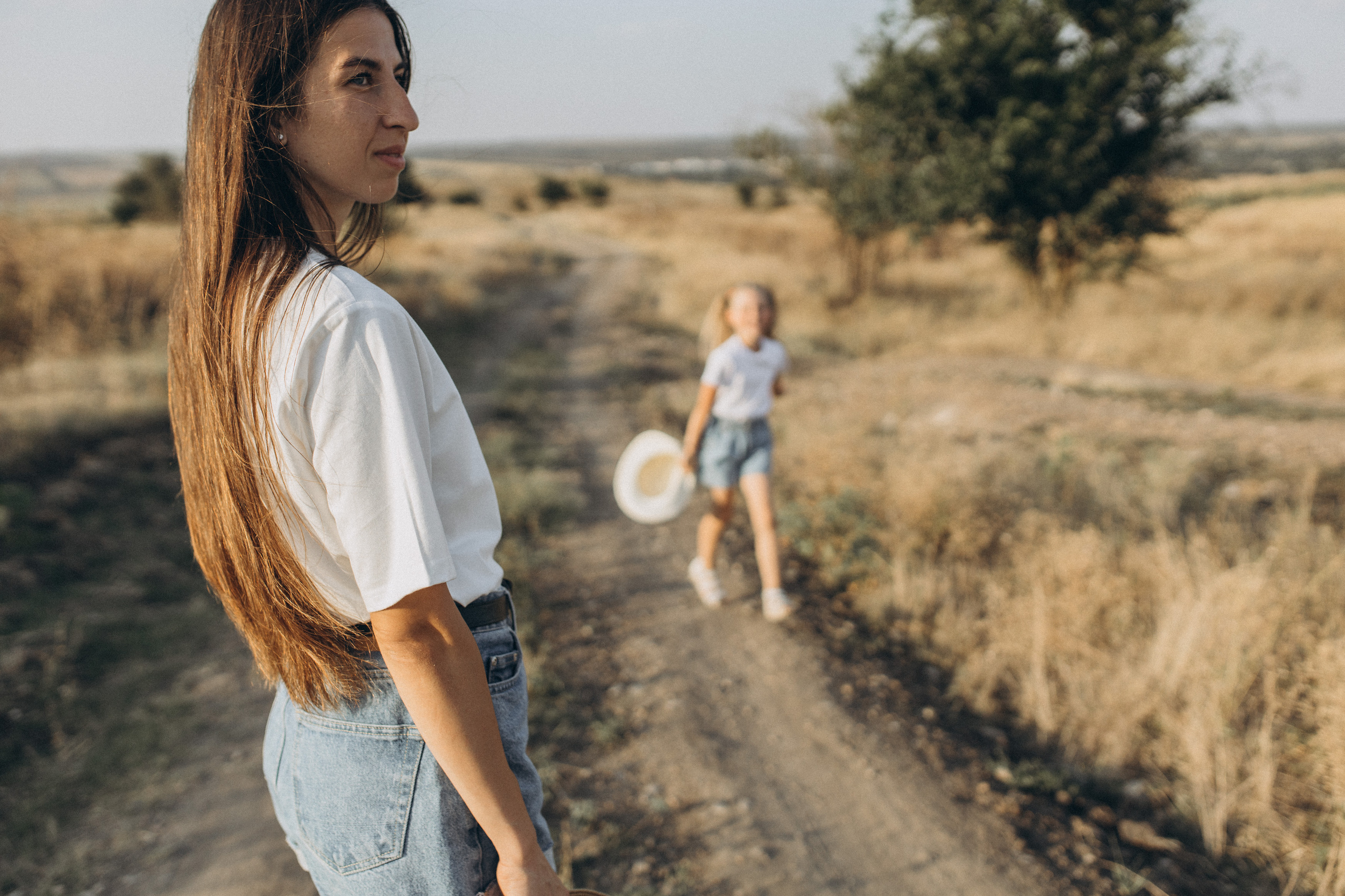 Фотосессия на закате Яна и Аня. Семейный, детский, свадебный фотограф в Георгиевске Дарья Домникова